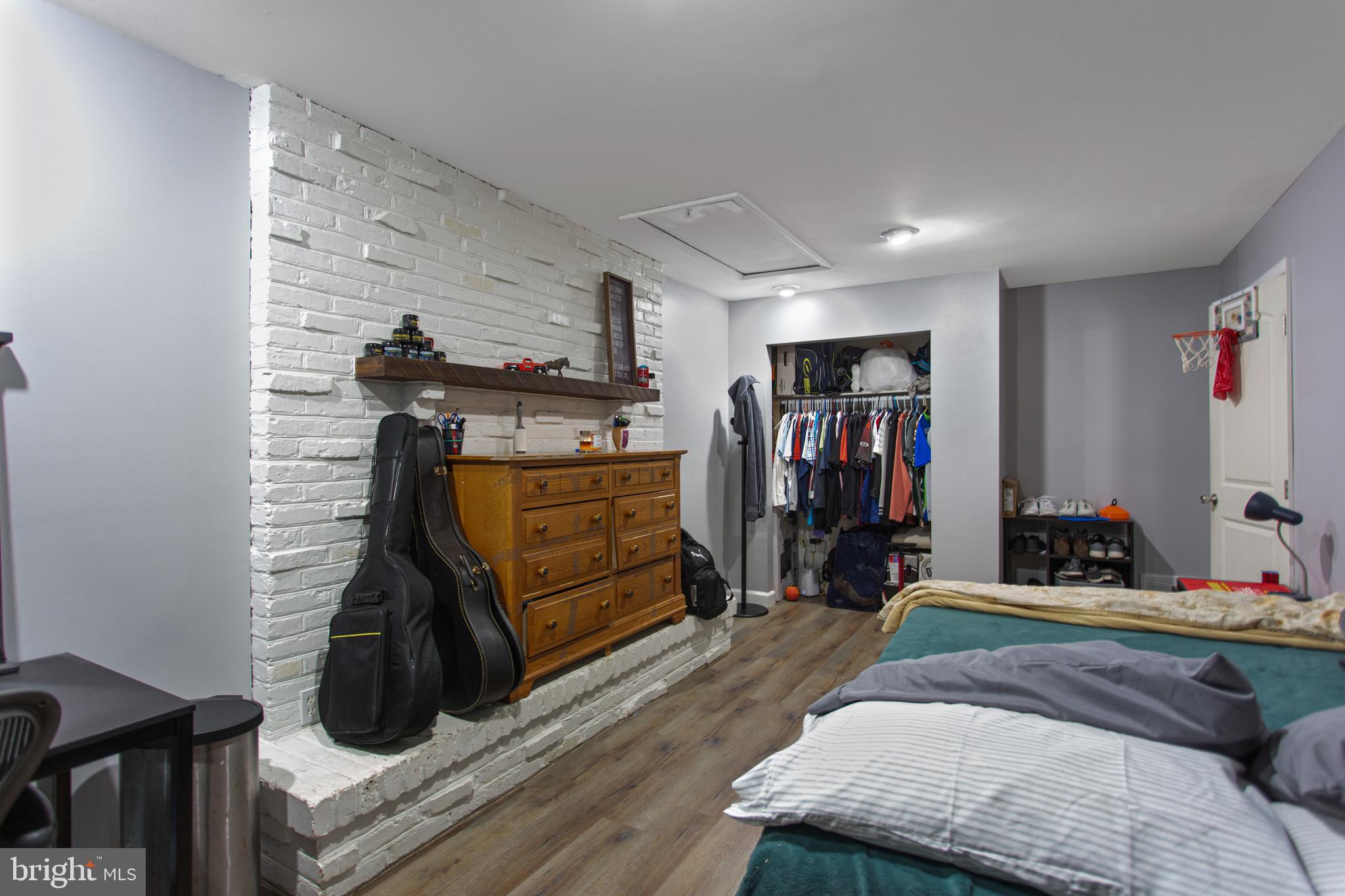 PROVINCES - Residential