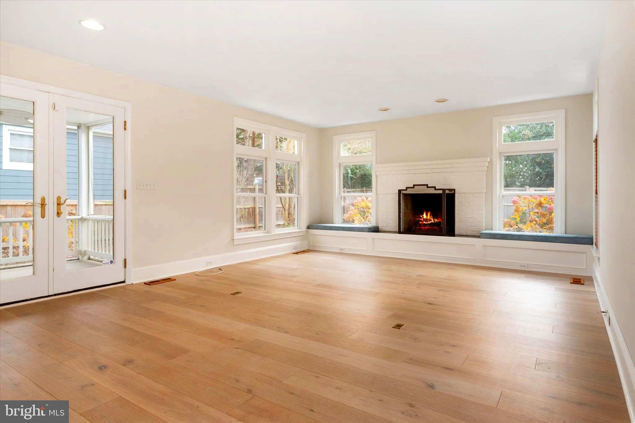 EASTPORT - Residential