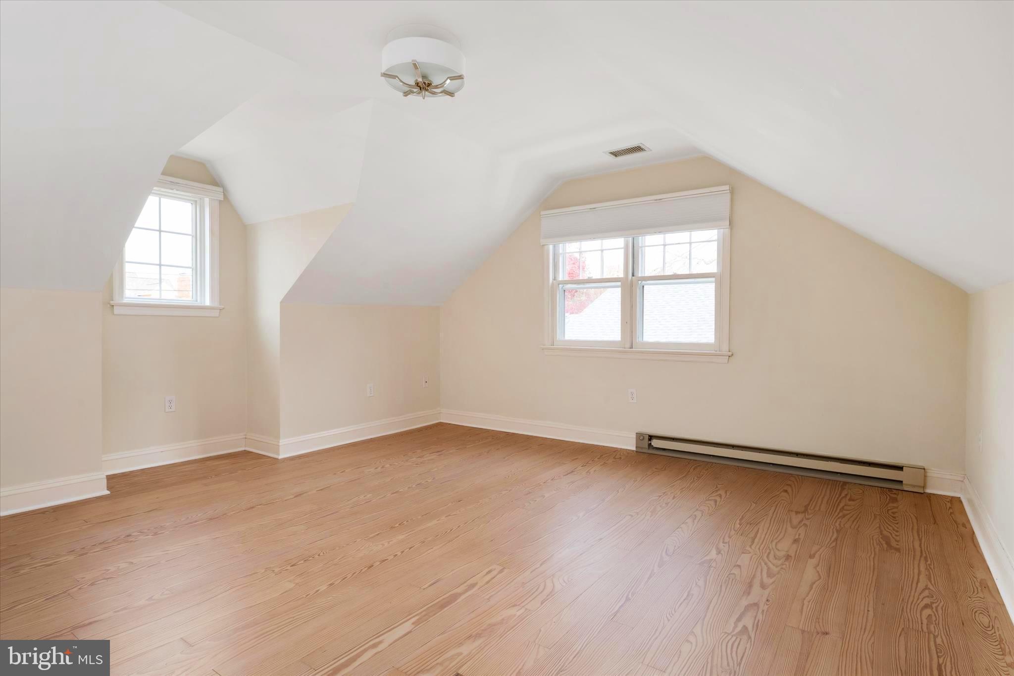 EASTPORT - Residential