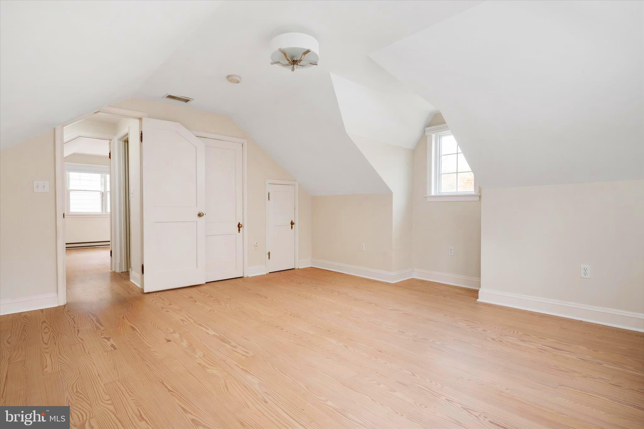 EASTPORT - Residential