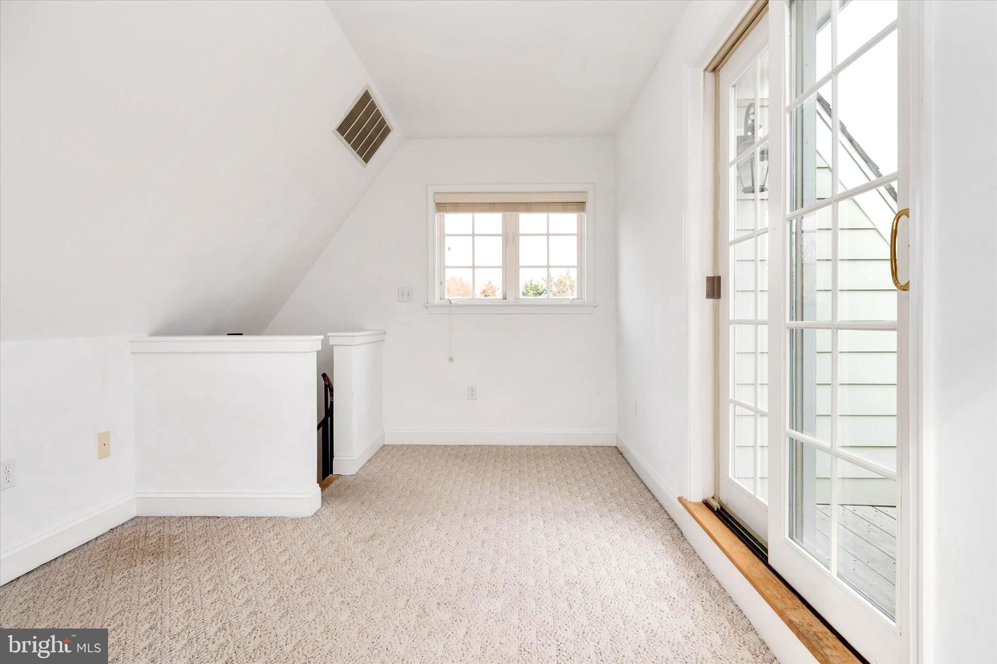 EASTPORT - Residential