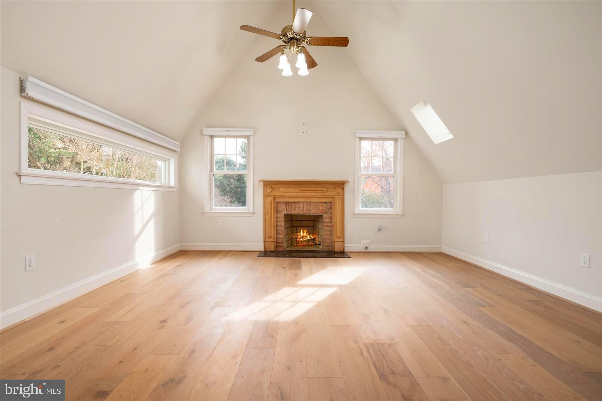 EASTPORT - Residential