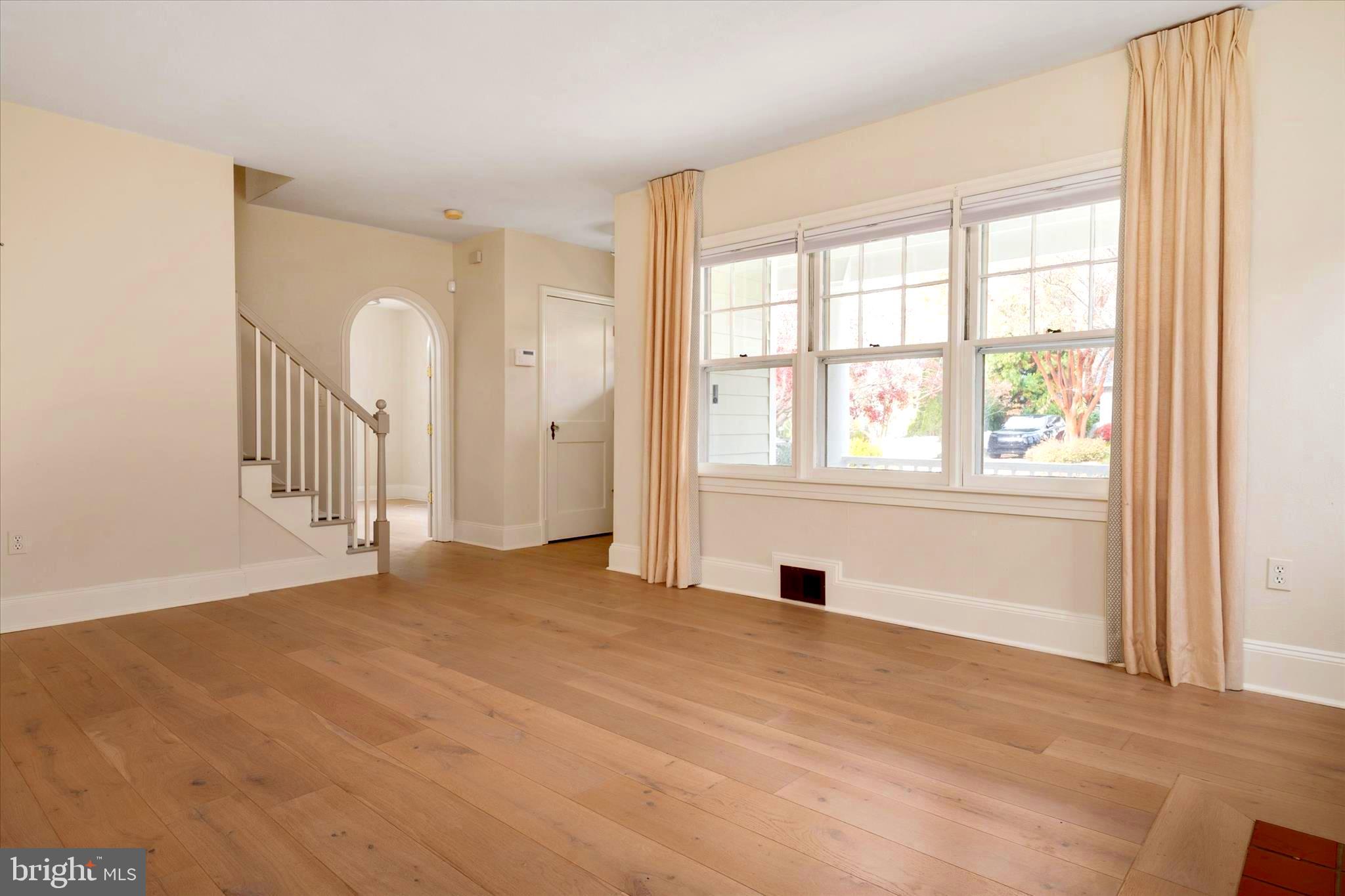 EASTPORT - Residential