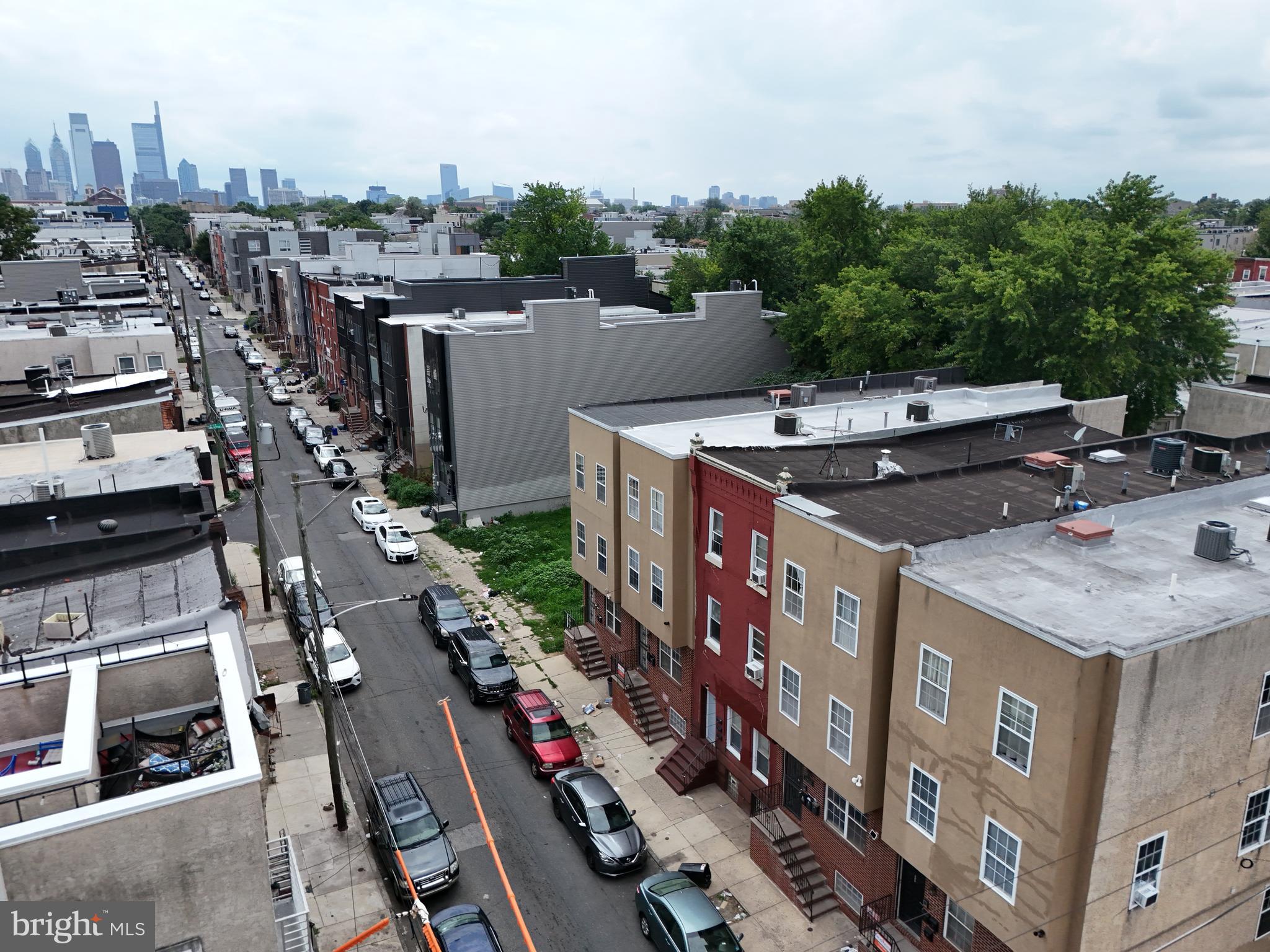 1952 N 18TH STREET