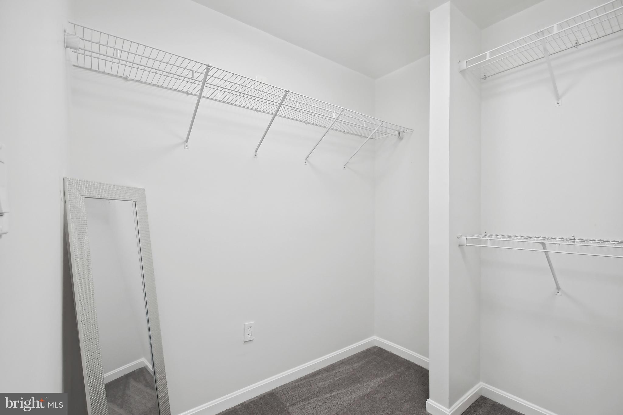 POTOMAC STATION - Residential