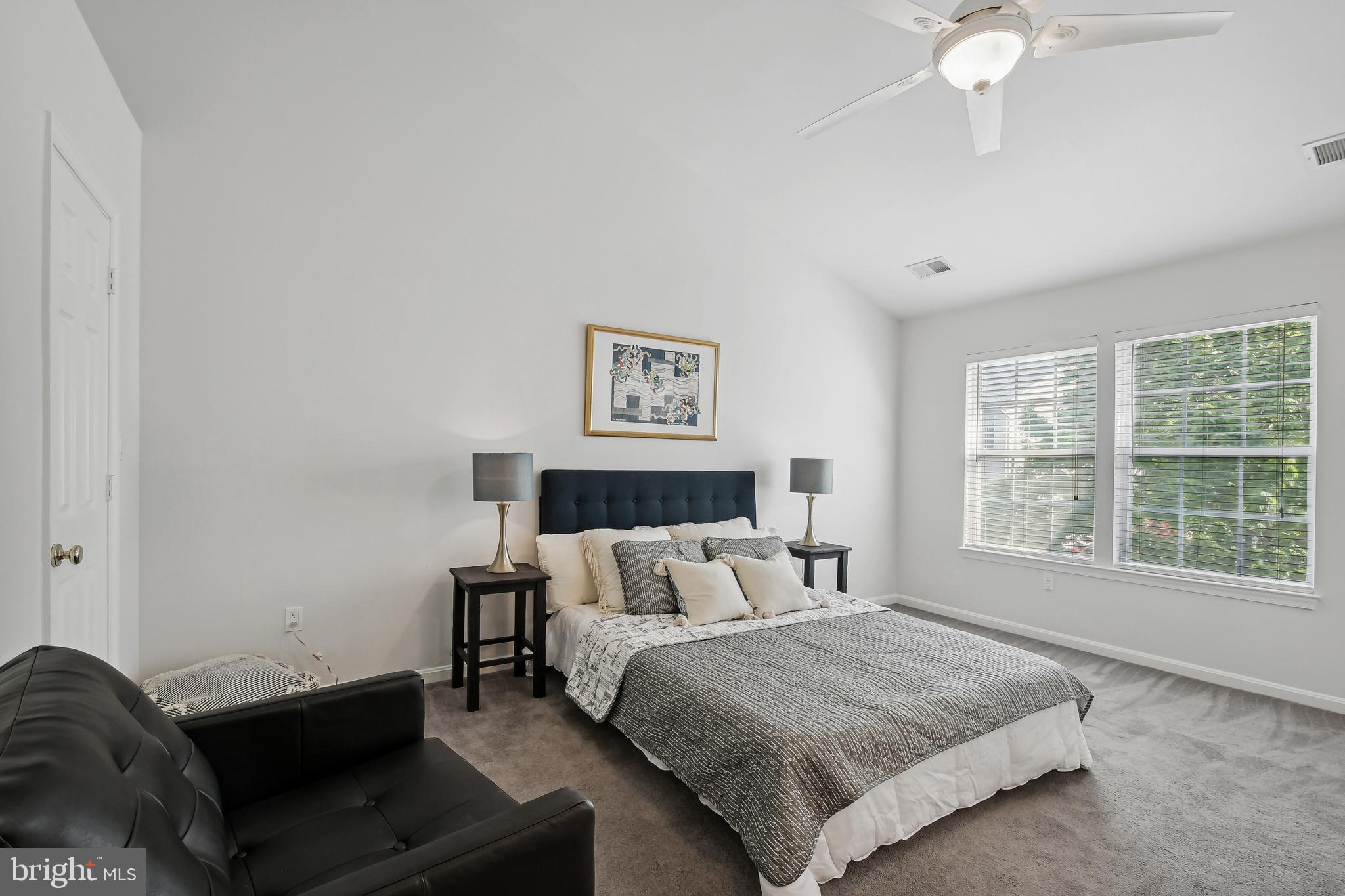 POTOMAC STATION - Residential