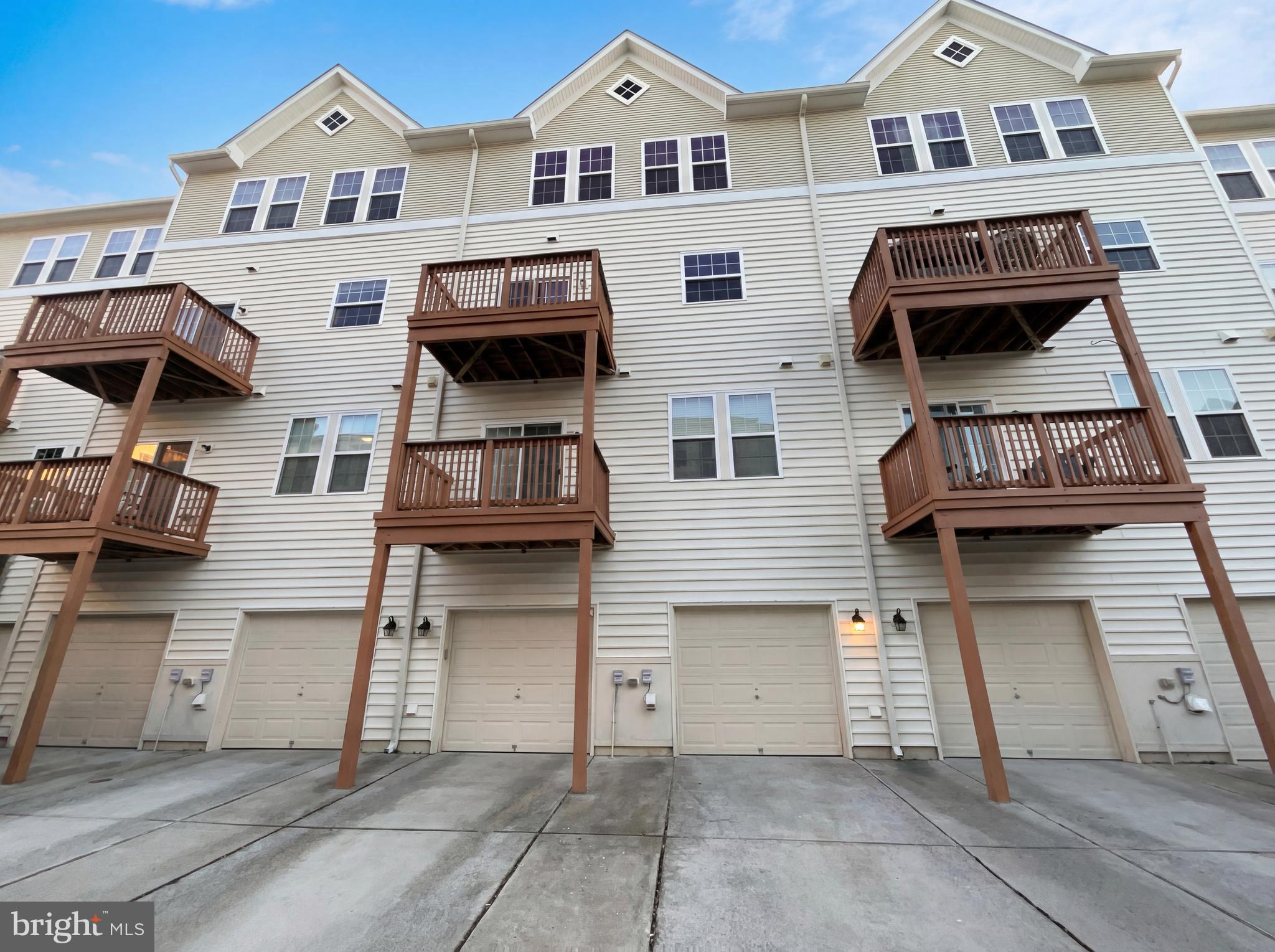 MERCER PARK CONDOMINIUM - Residential