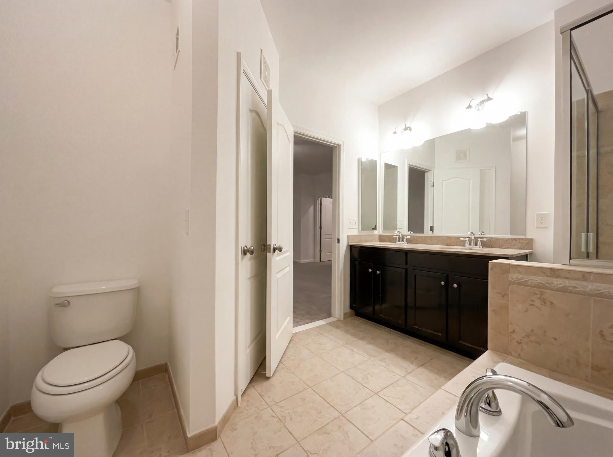 MERCER PARK CONDOMINIUM - Residential