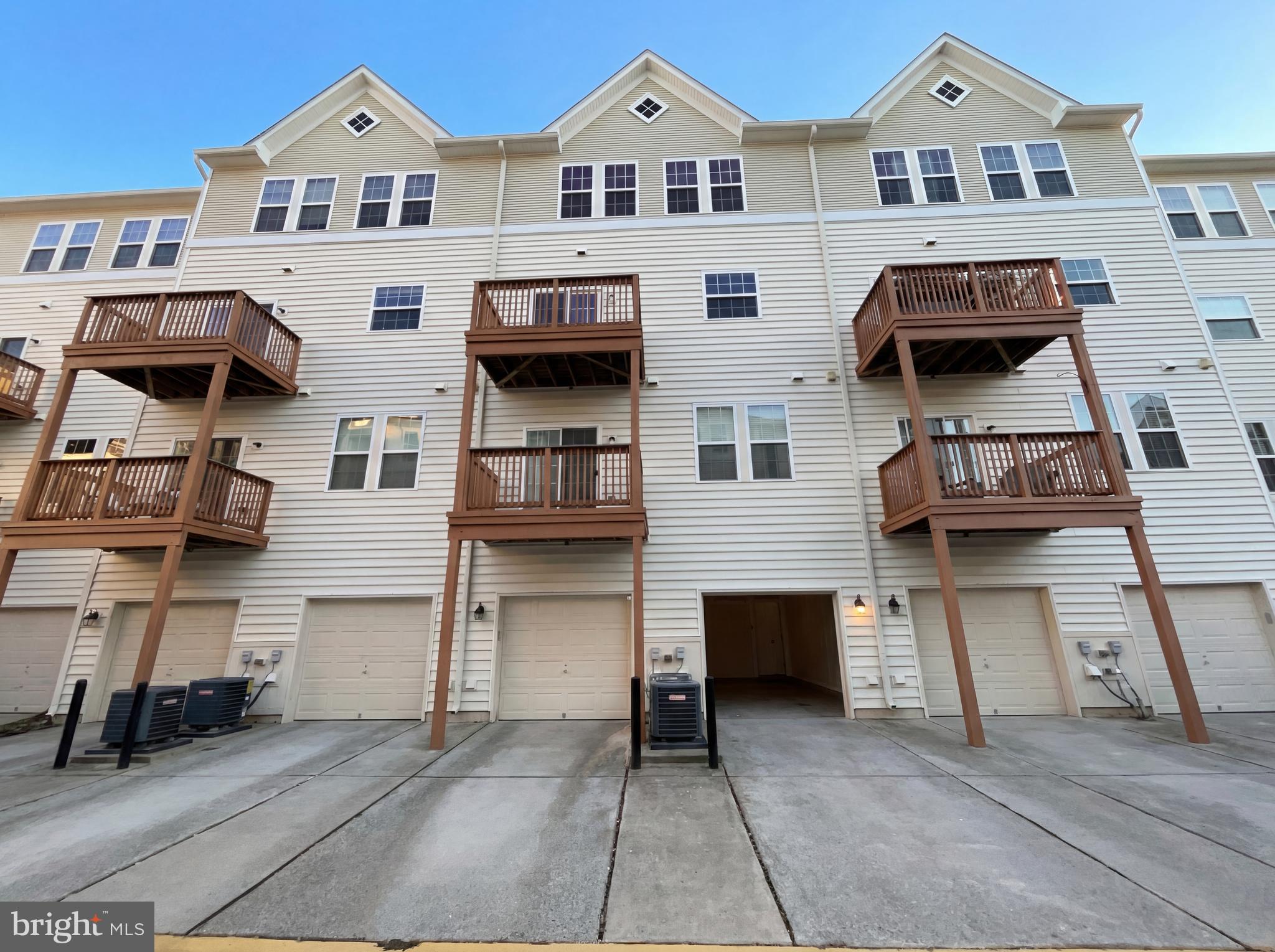 MERCER PARK CONDOMINIUM - Residential