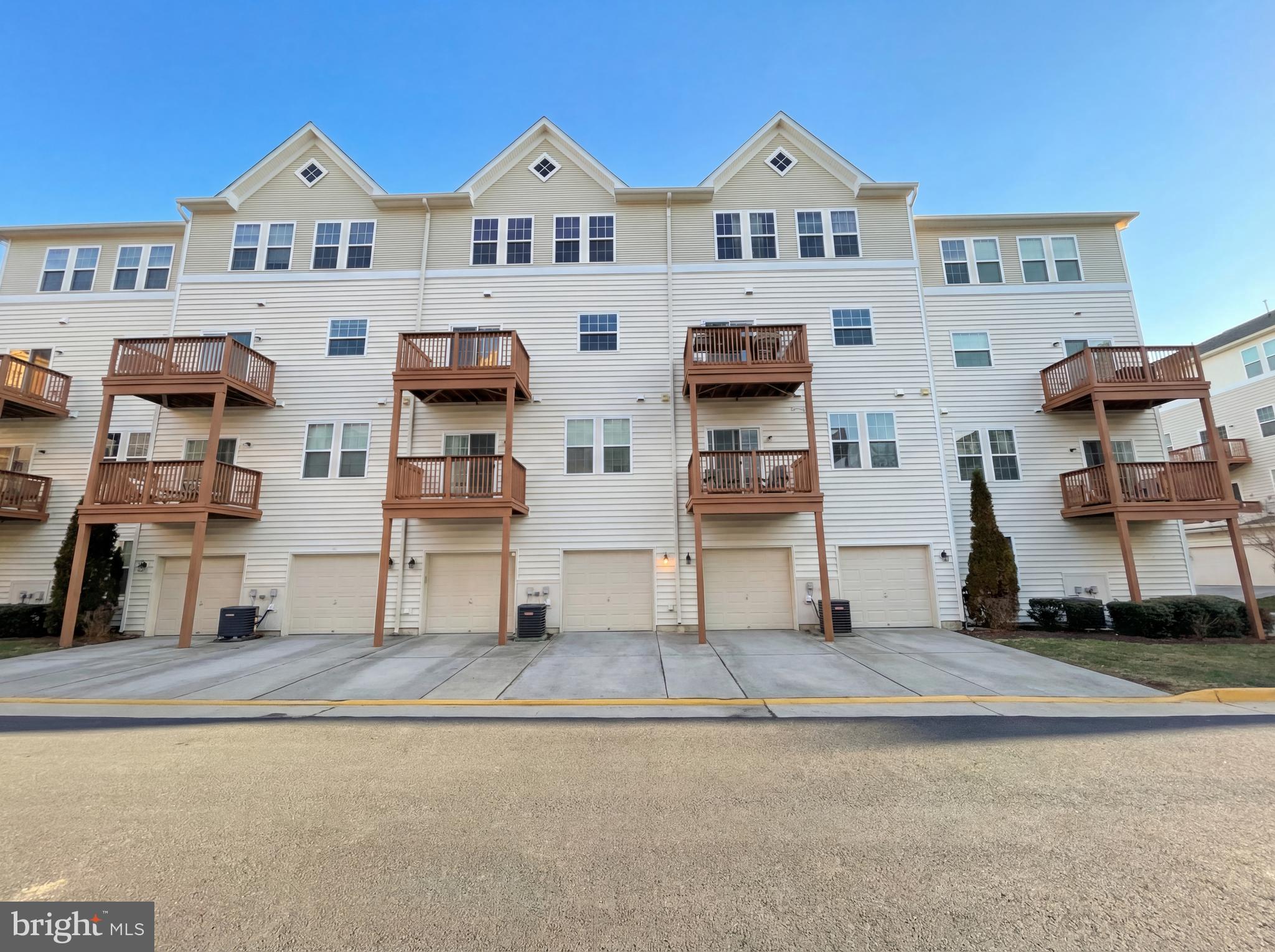 MERCER PARK CONDOMINIUM - Residential