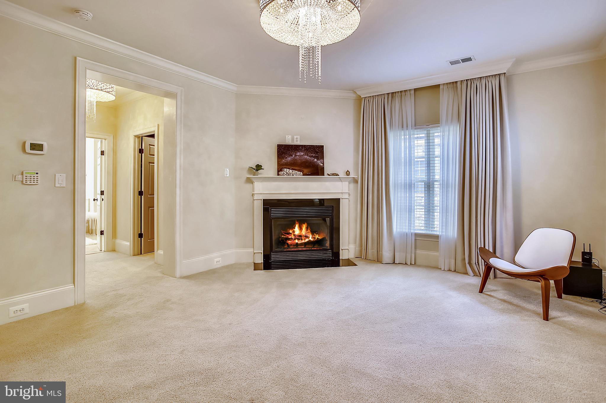 INGLESIDE - Residential