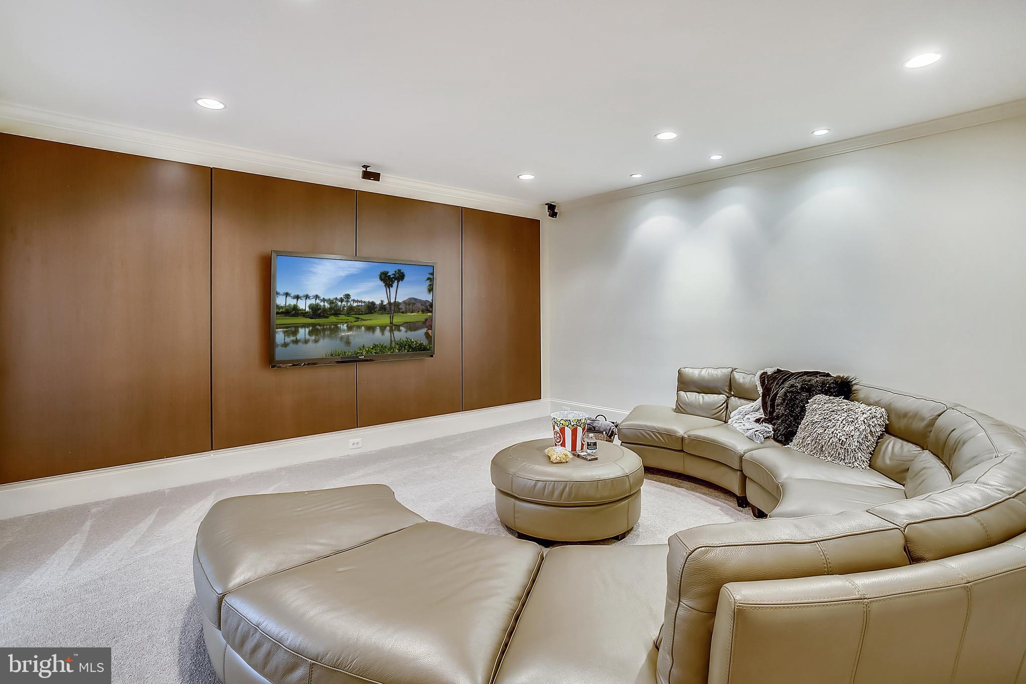 INGLESIDE - Residential