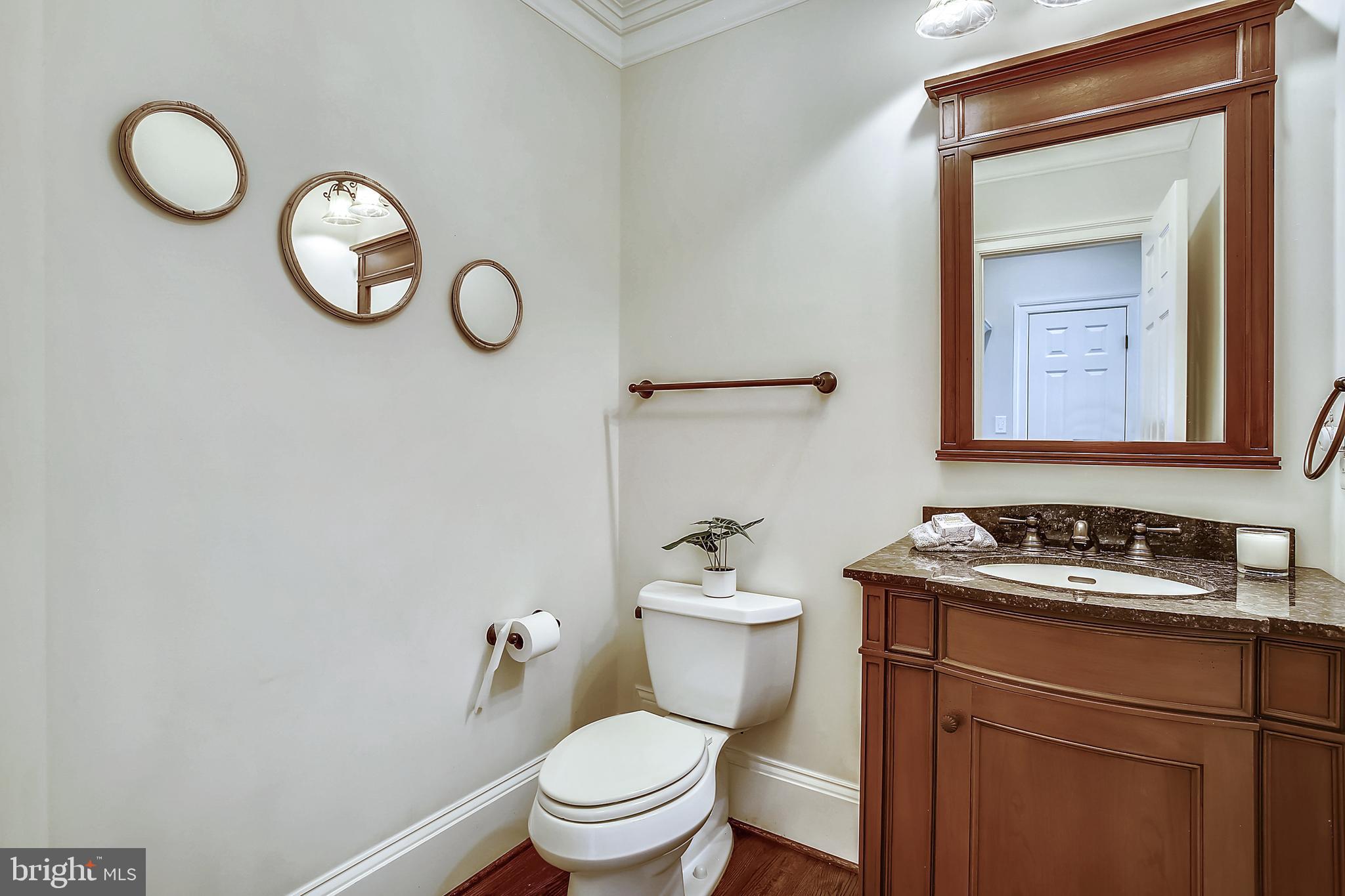 INGLESIDE - Residential