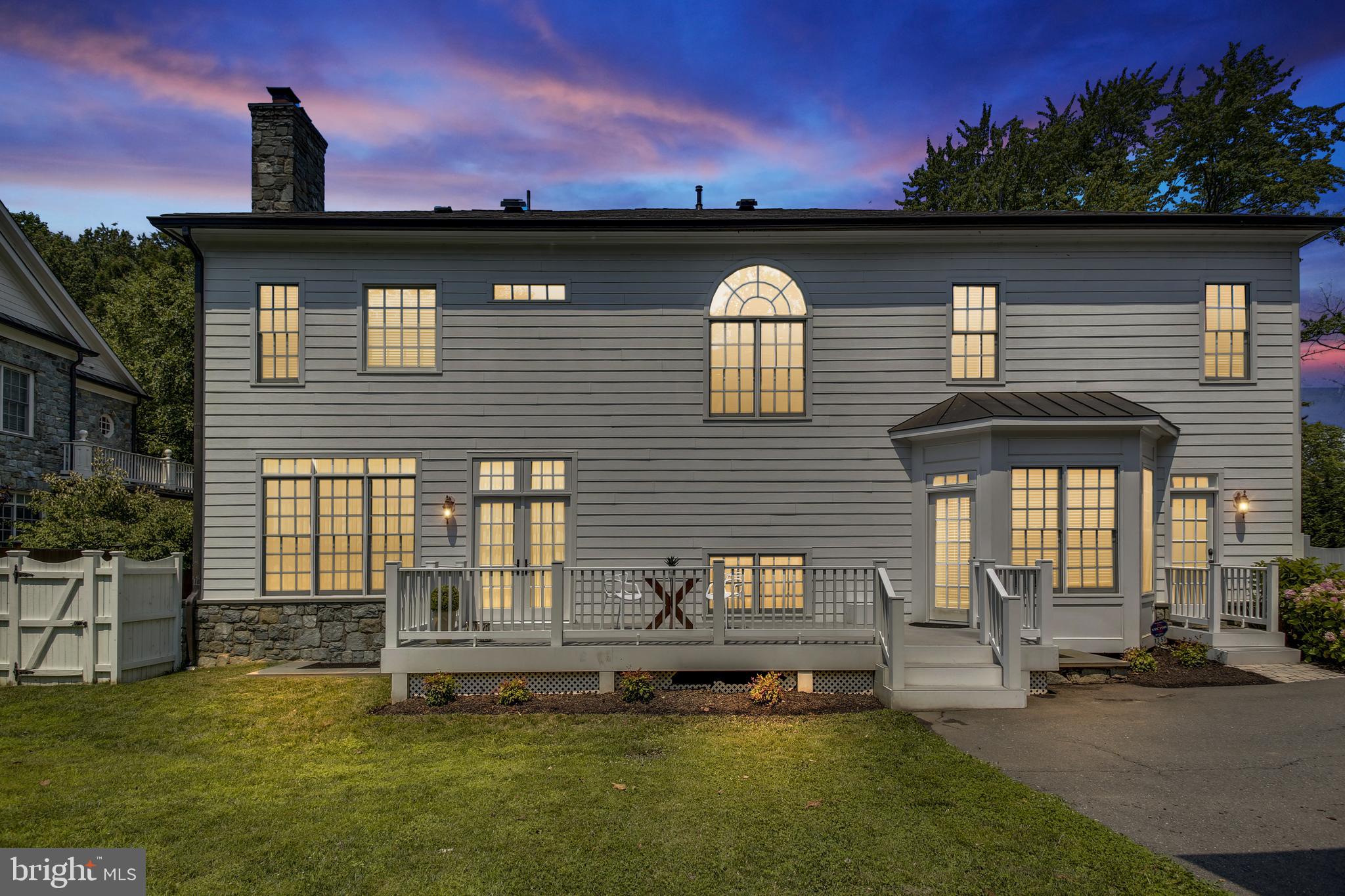 INGLESIDE - Residential