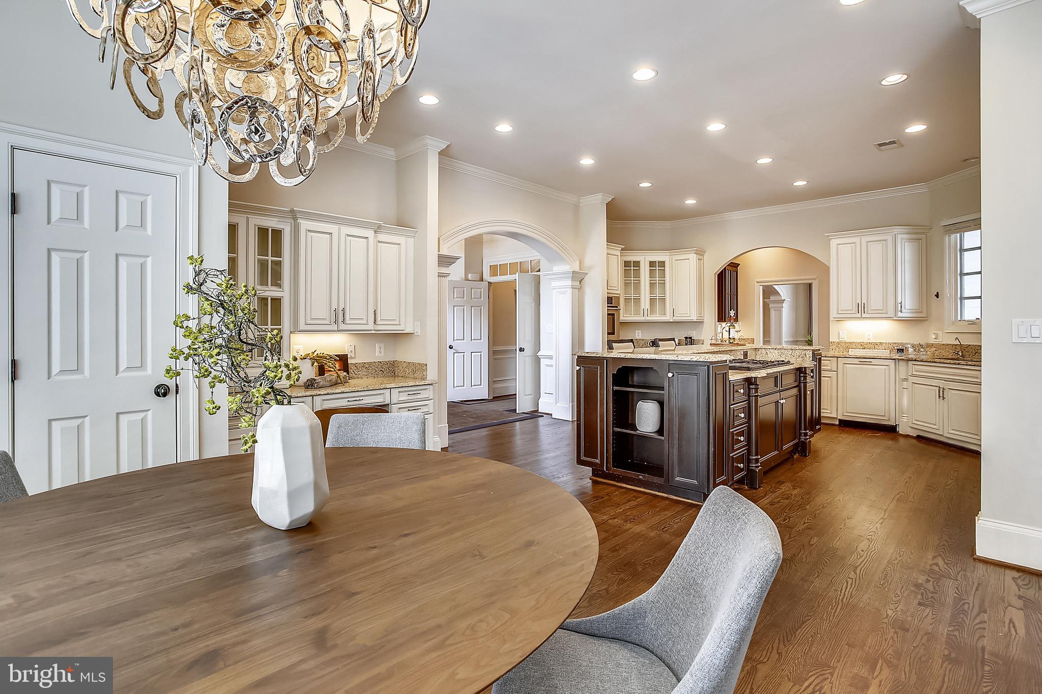 INGLESIDE - Residential