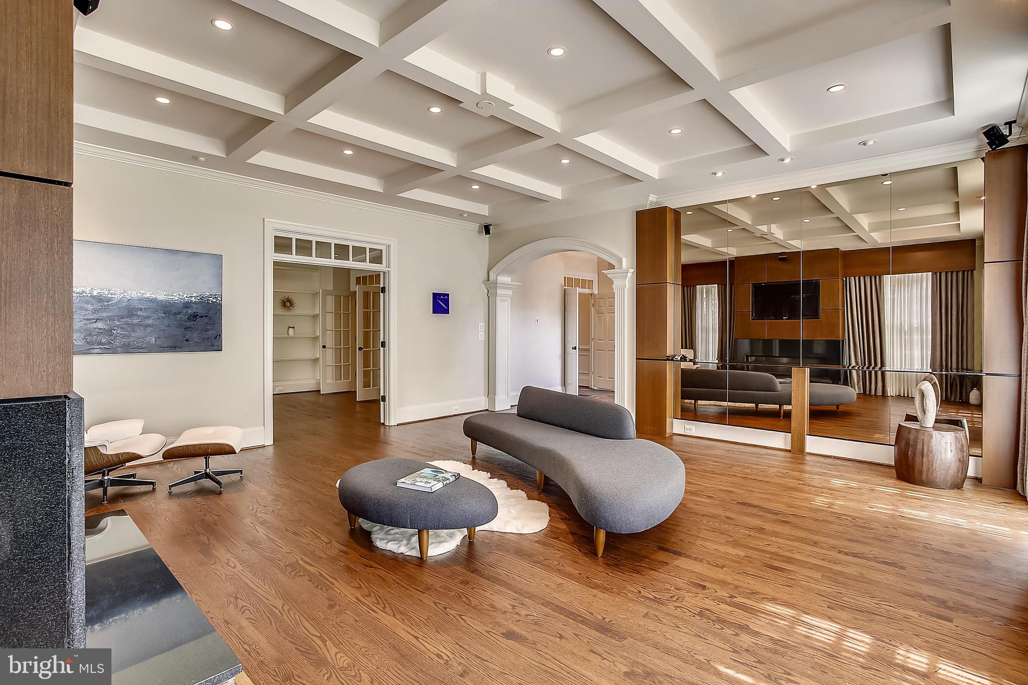 INGLESIDE - Residential