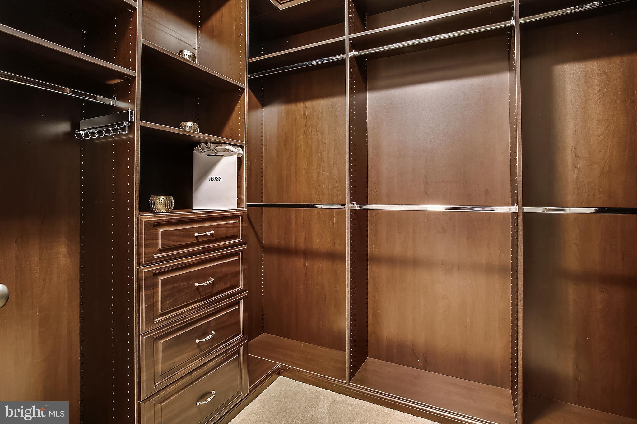 INGLESIDE - Residential