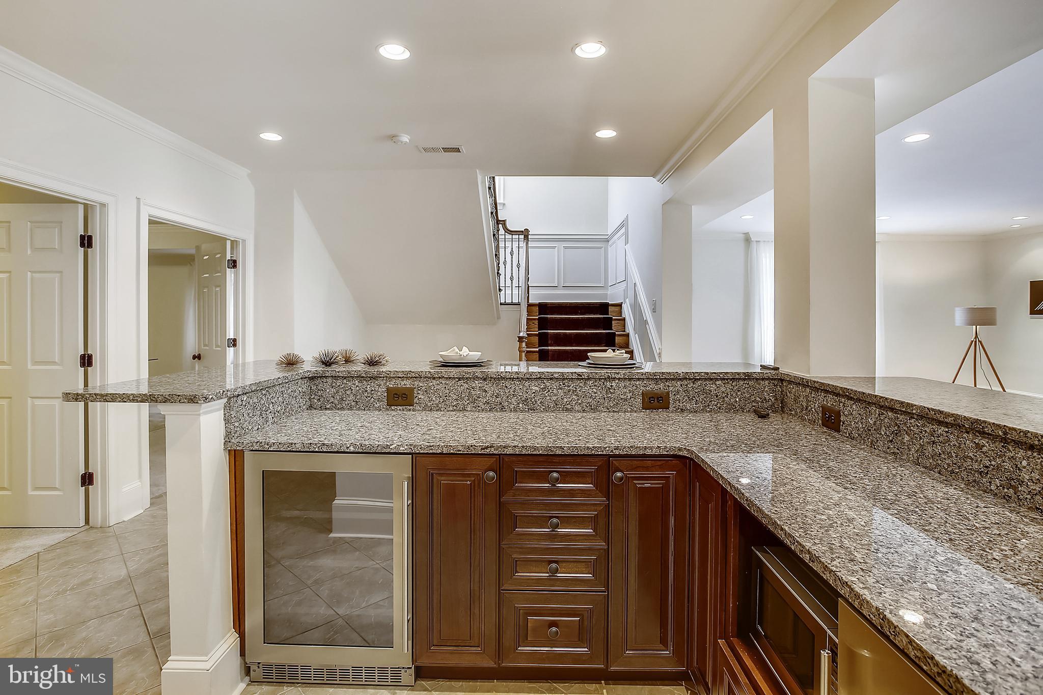 INGLESIDE - Residential