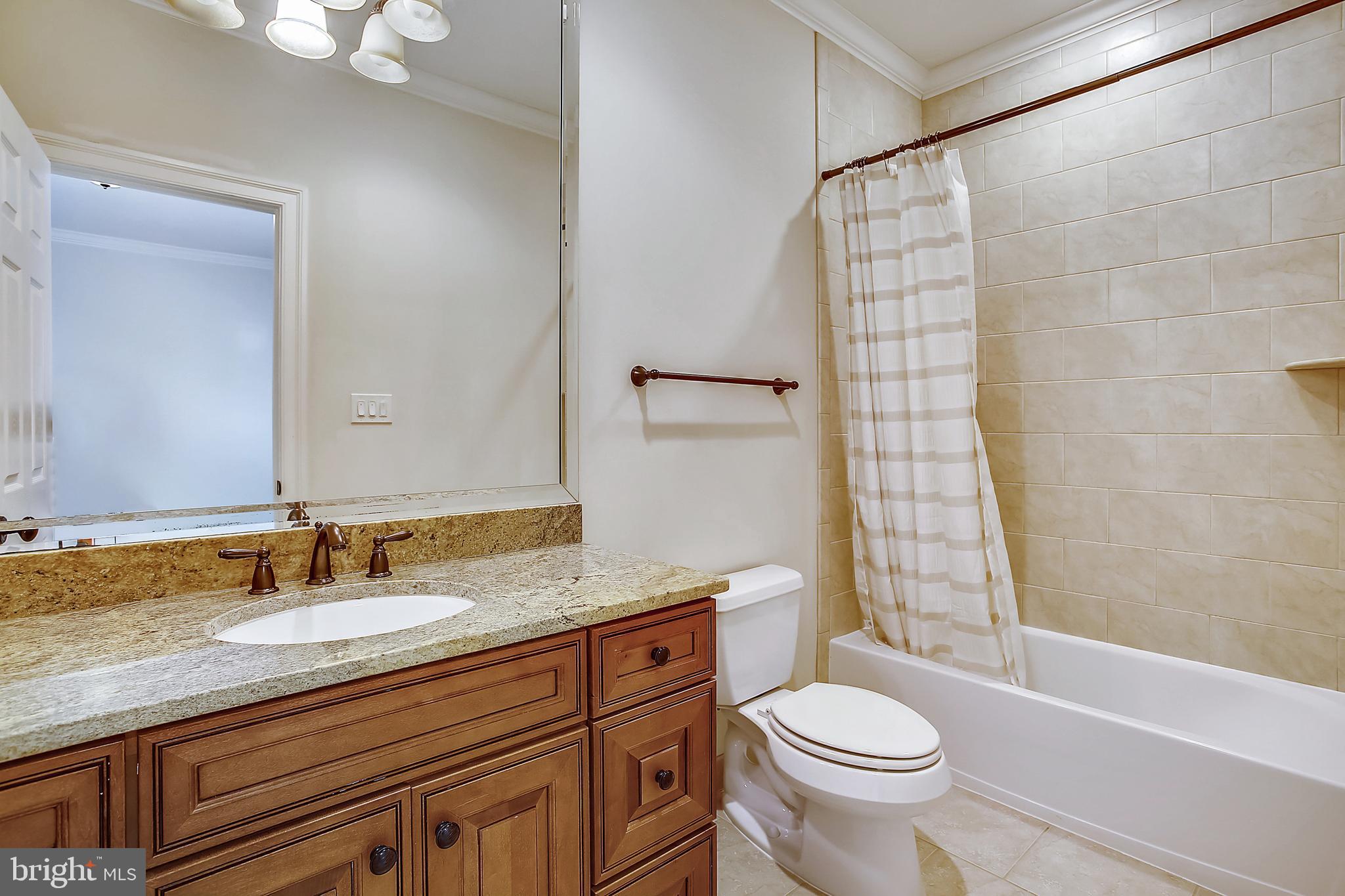 INGLESIDE - Residential