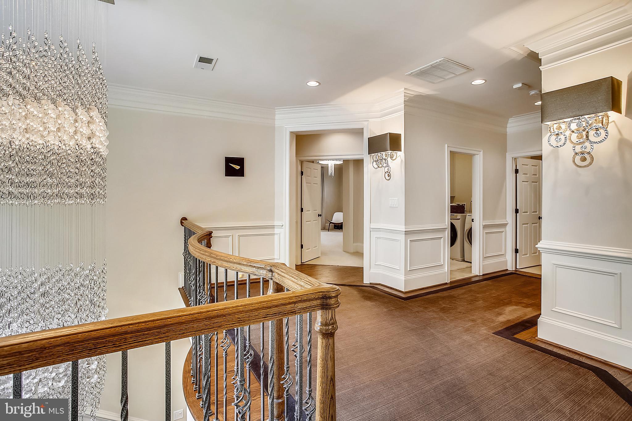 INGLESIDE - Residential