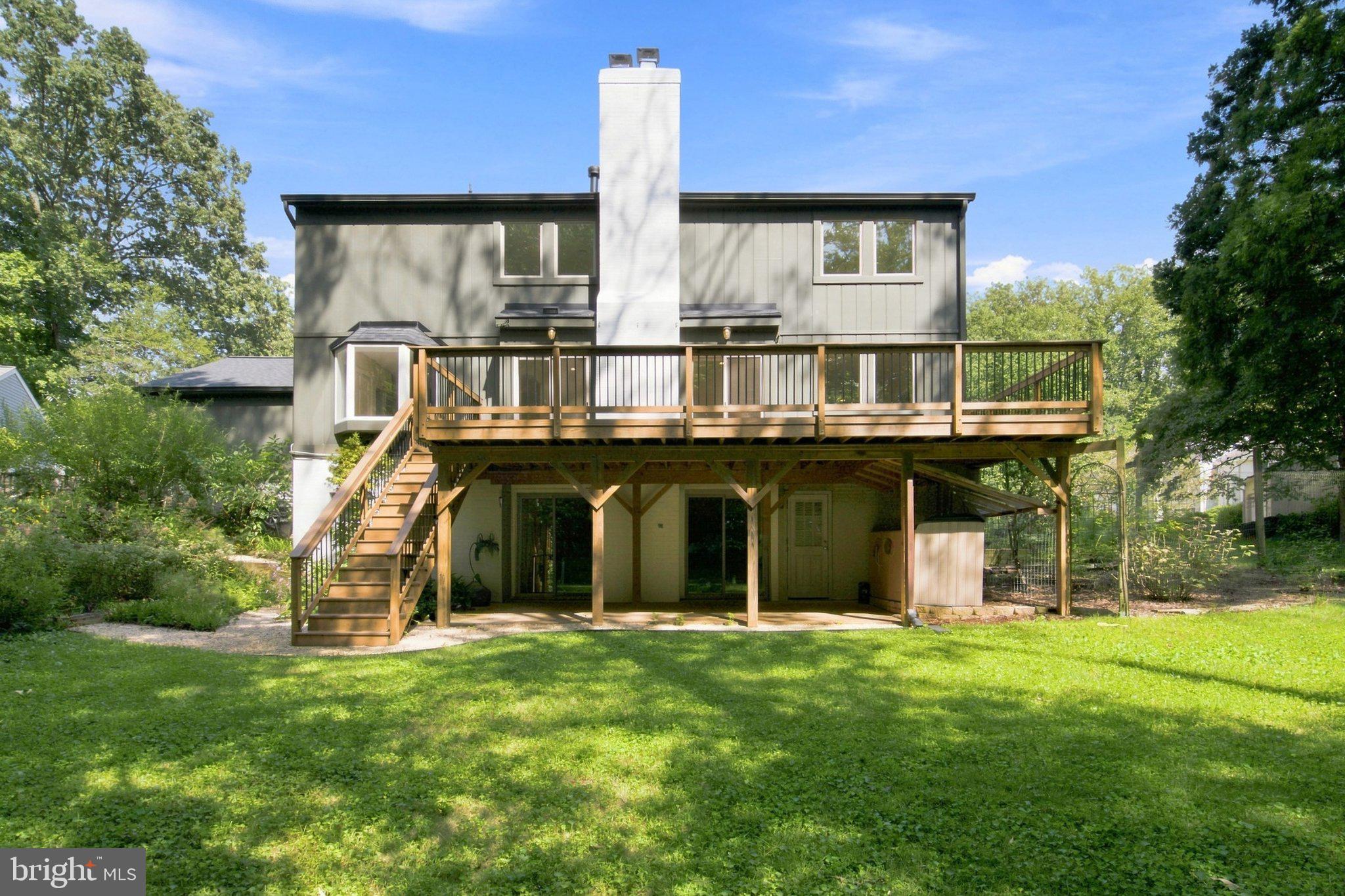 2526 SPANISH MOSS COURT