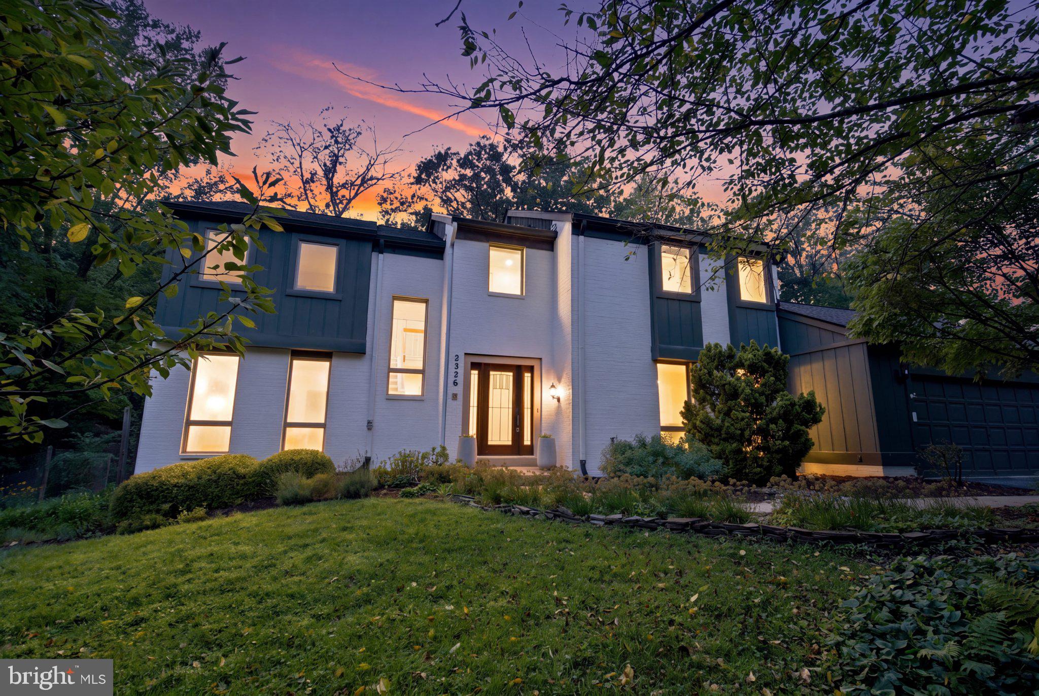 2526 SPANISH MOSS COURT