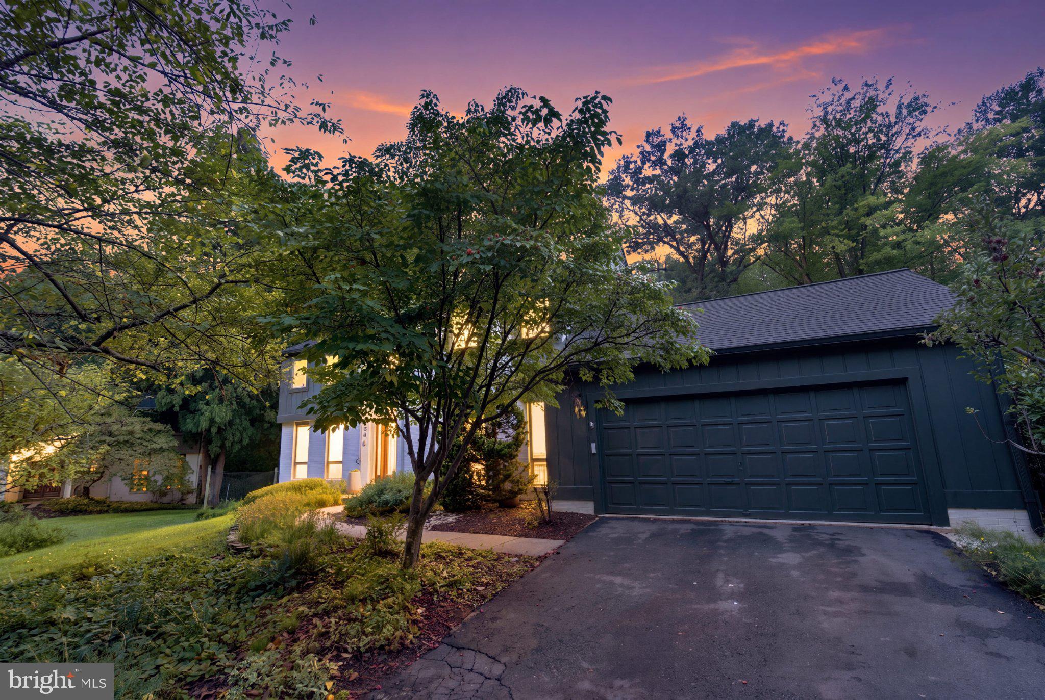 2526 SPANISH MOSS COURT