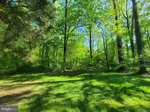 Vacant Land For Sale - Honeysuckle Trl<br/> LORTON, VA 22079