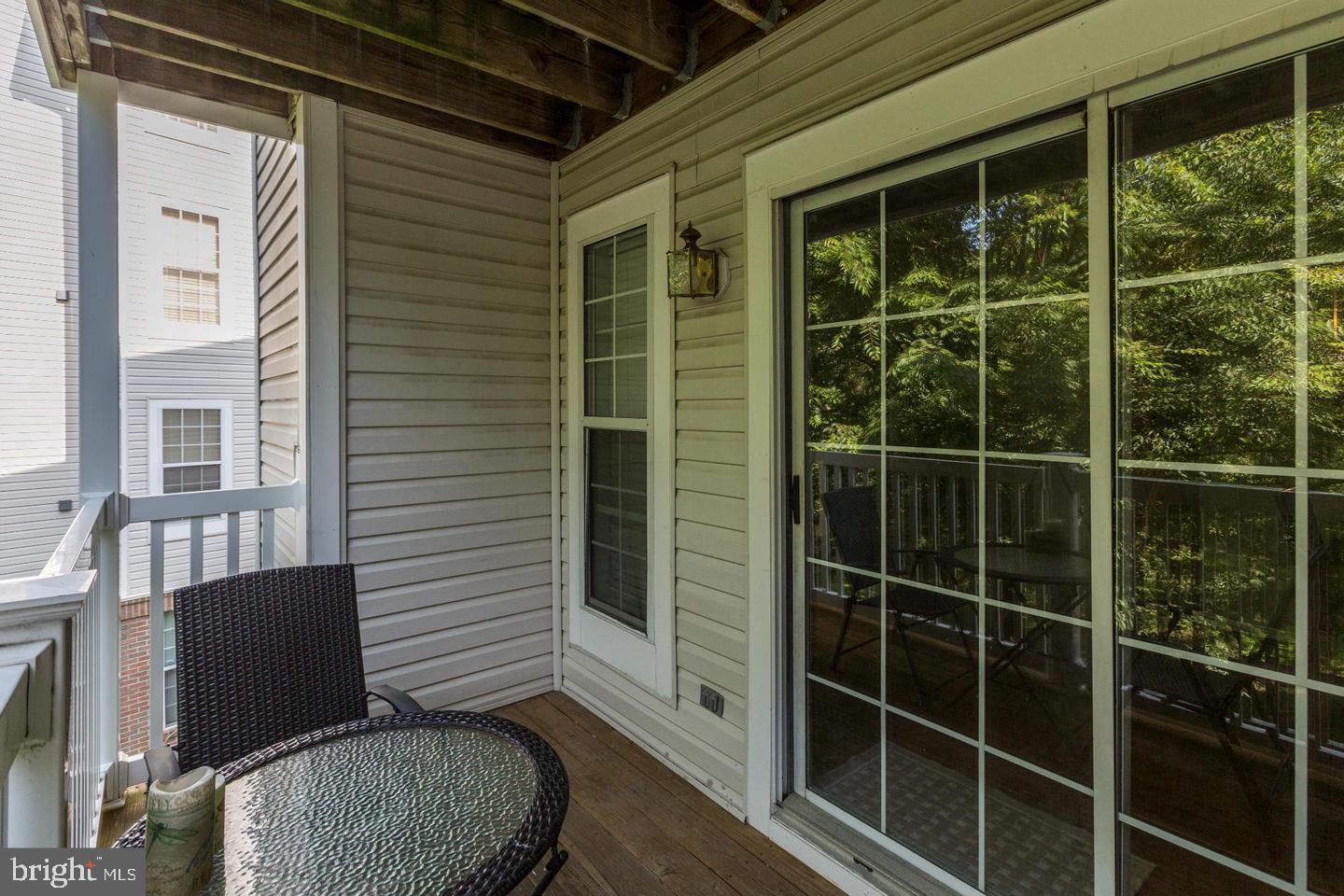 VISTAS AT WASHINGTONIAN WOODS - Residential