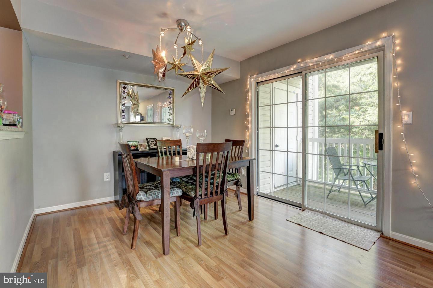 VISTAS AT WASHINGTONIAN WOODS - Residential