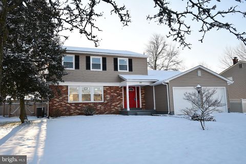 Photo of 25 Champlain Road, MARLTON, NJ 08053 (MLS # NJBL2105106)