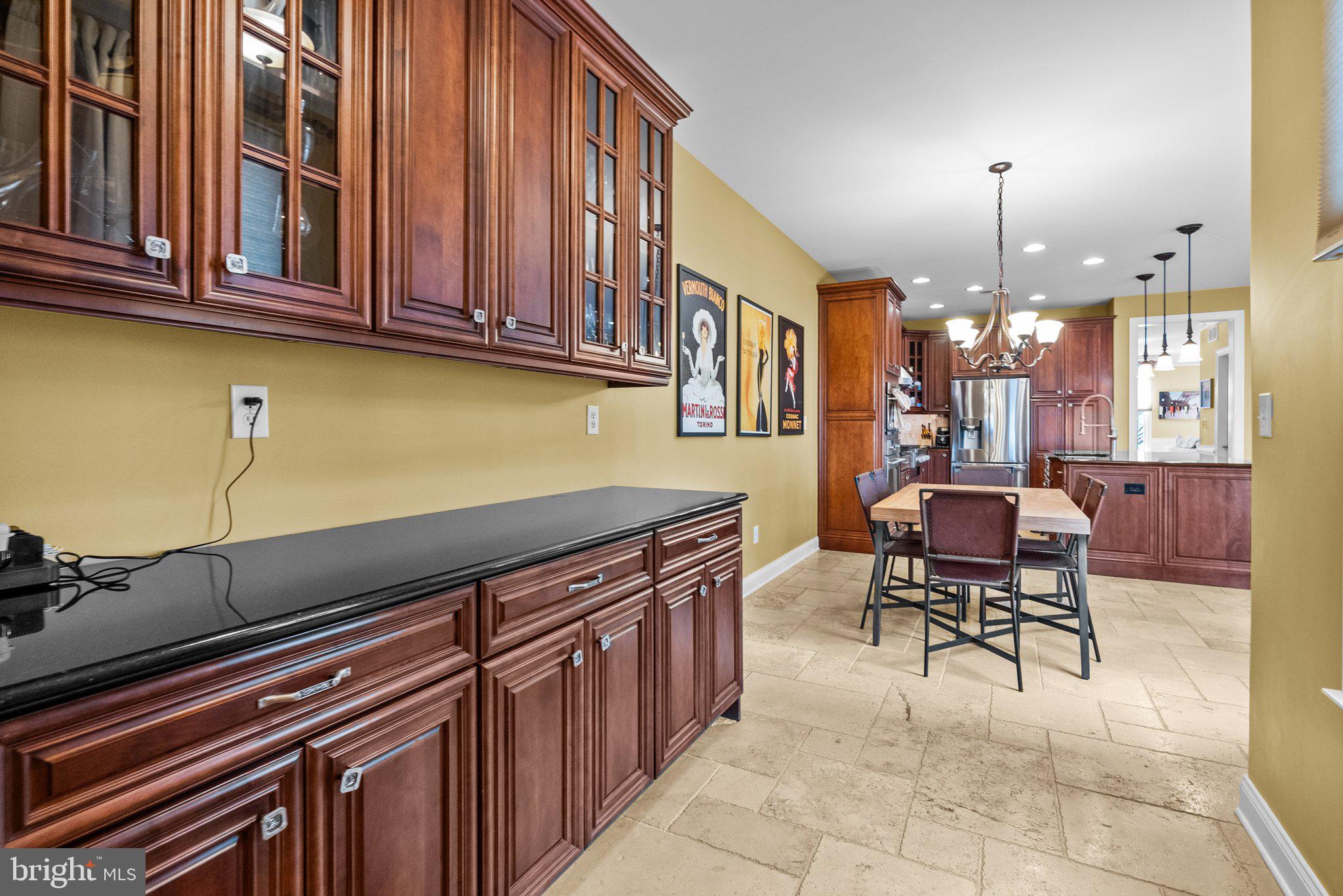 NEWTOWN WALK - Residential