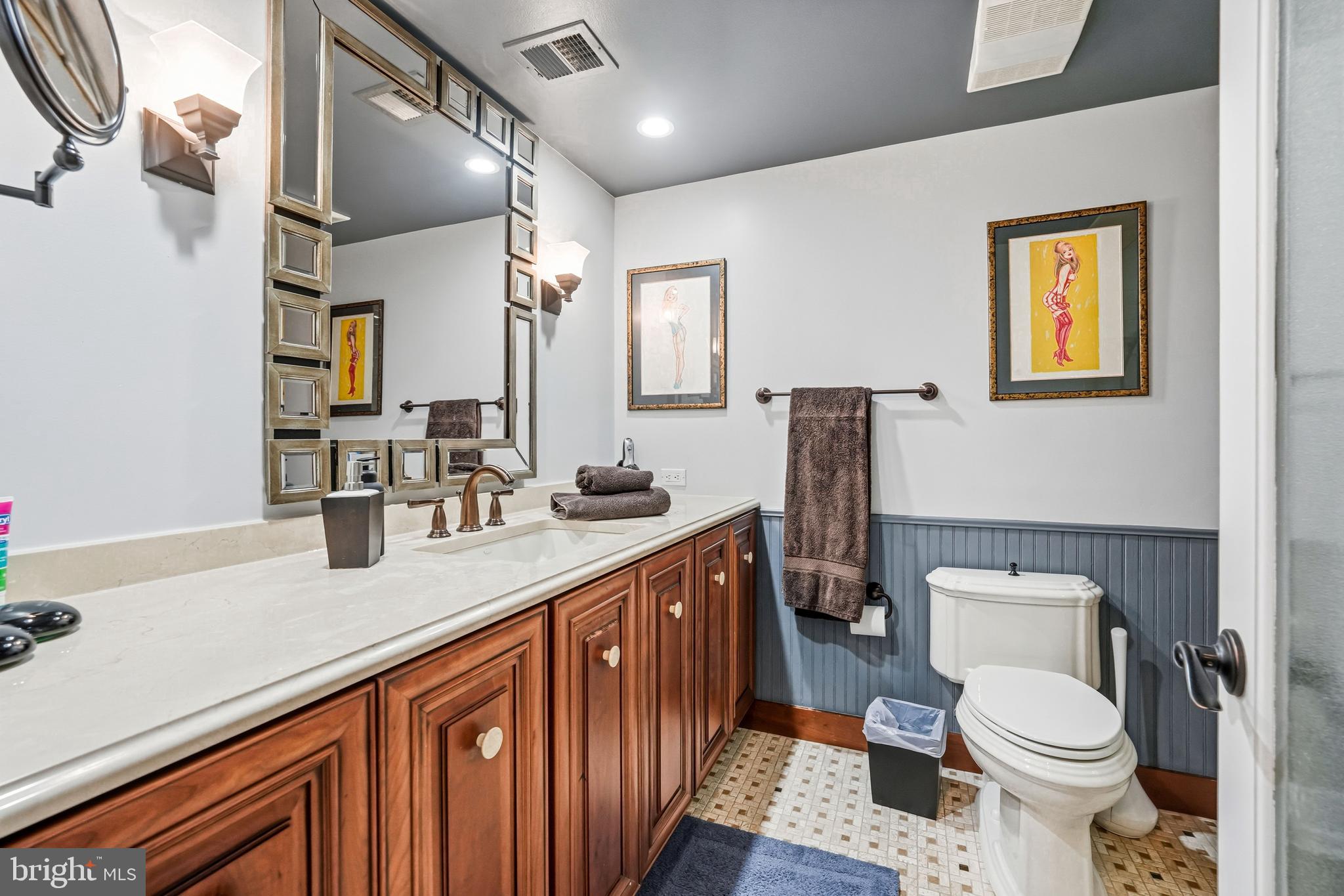 OAK HILL - Residential