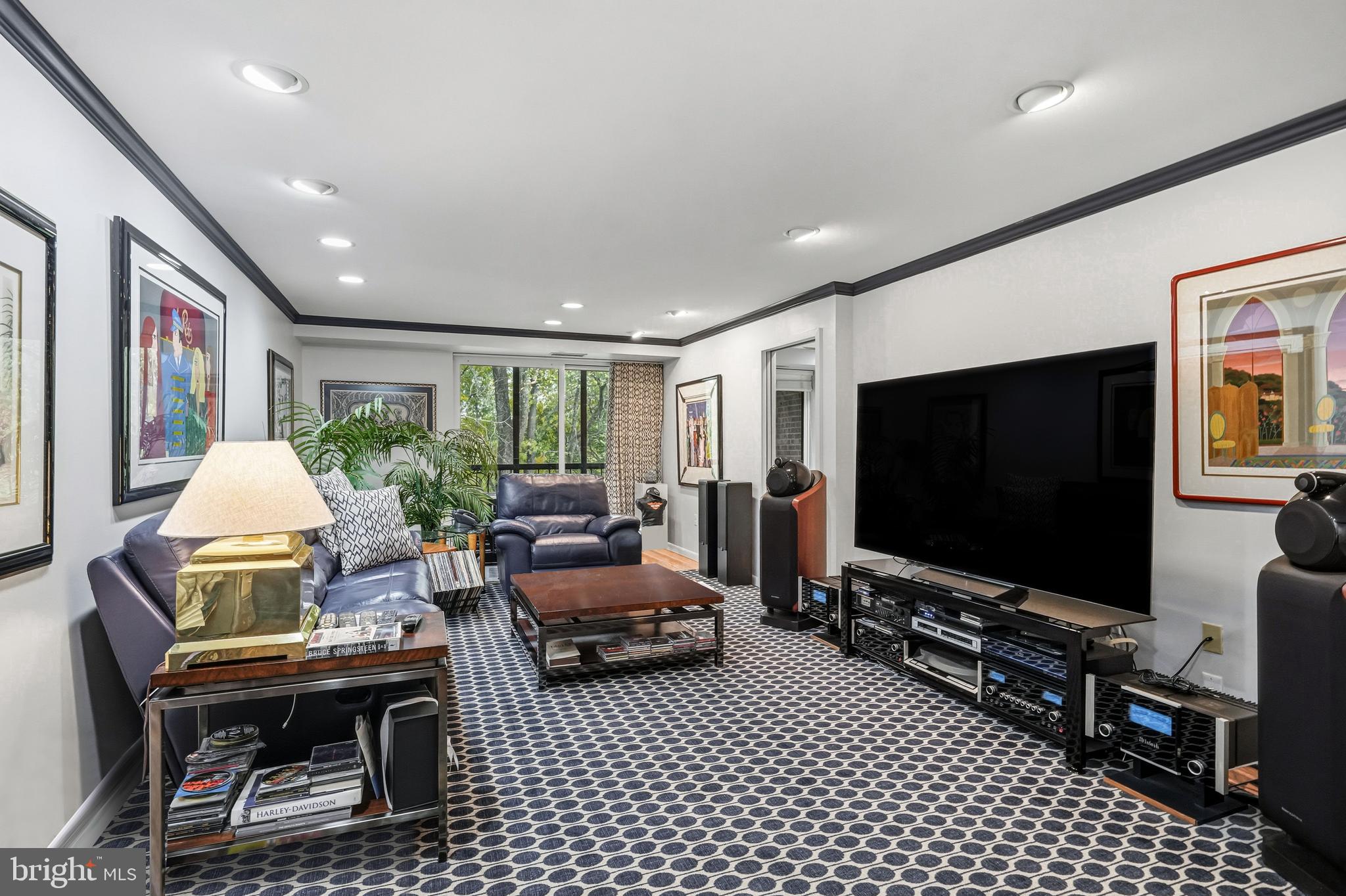 OAK HILL - Residential