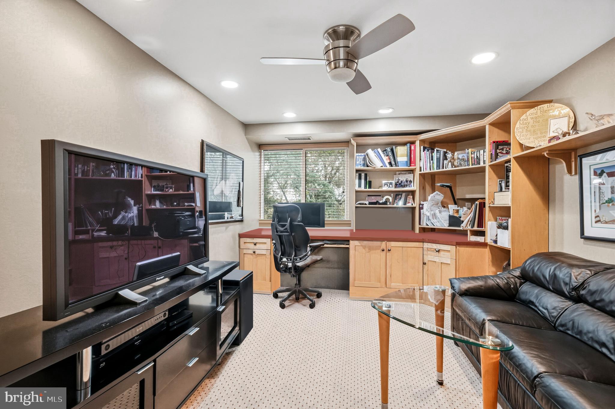 OAK HILL - Residential