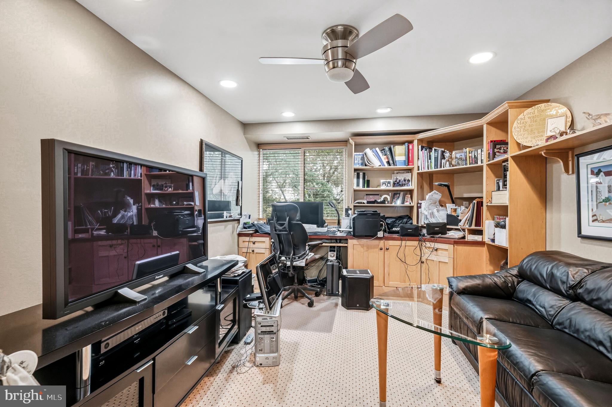 OAK HILL - Residential