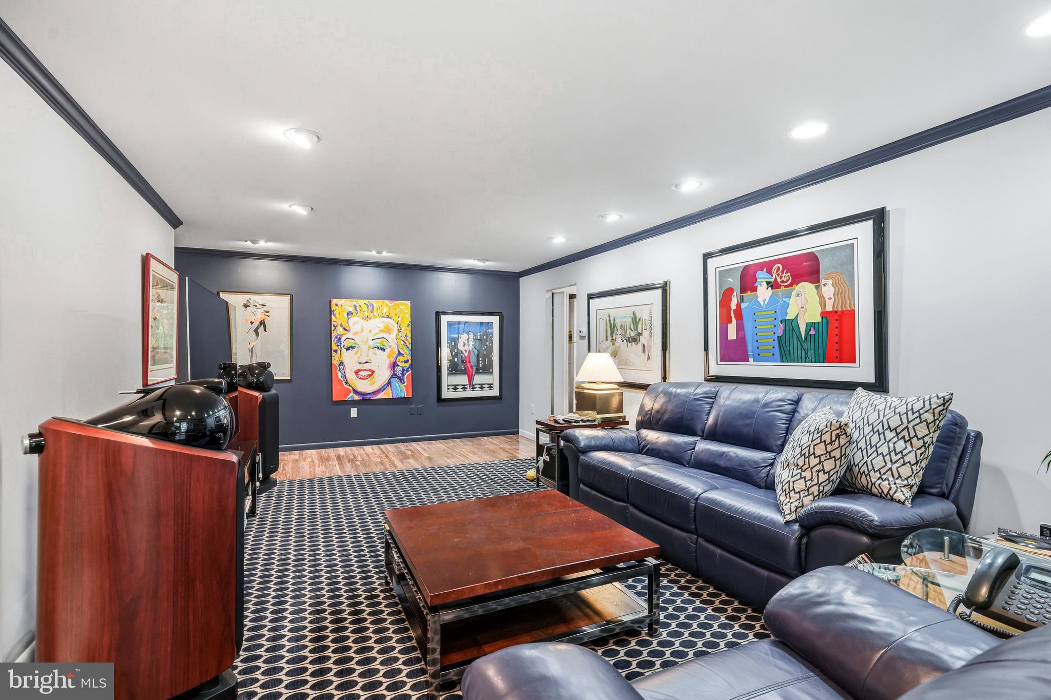 OAK HILL - Residential