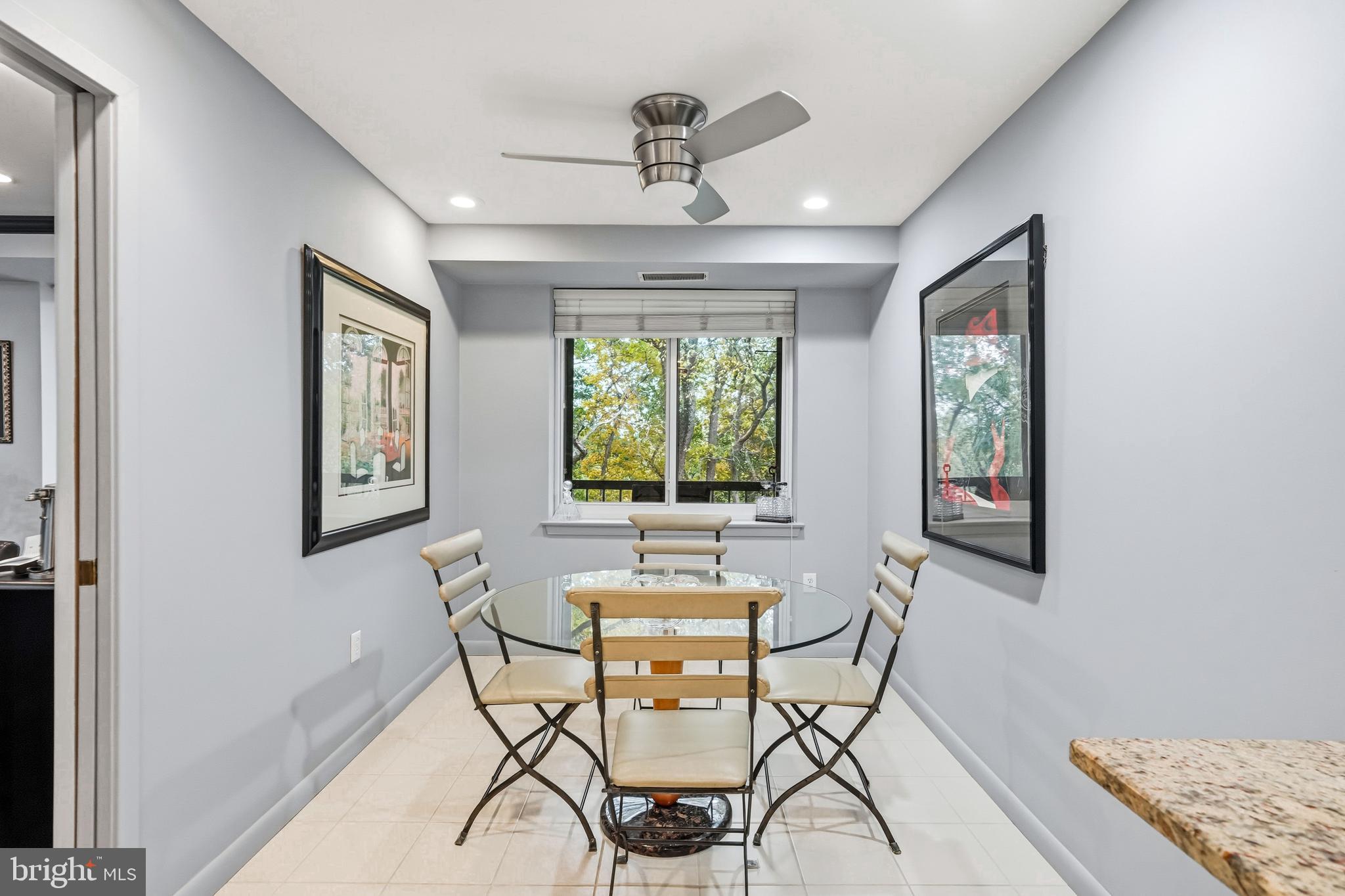 OAK HILL - Residential