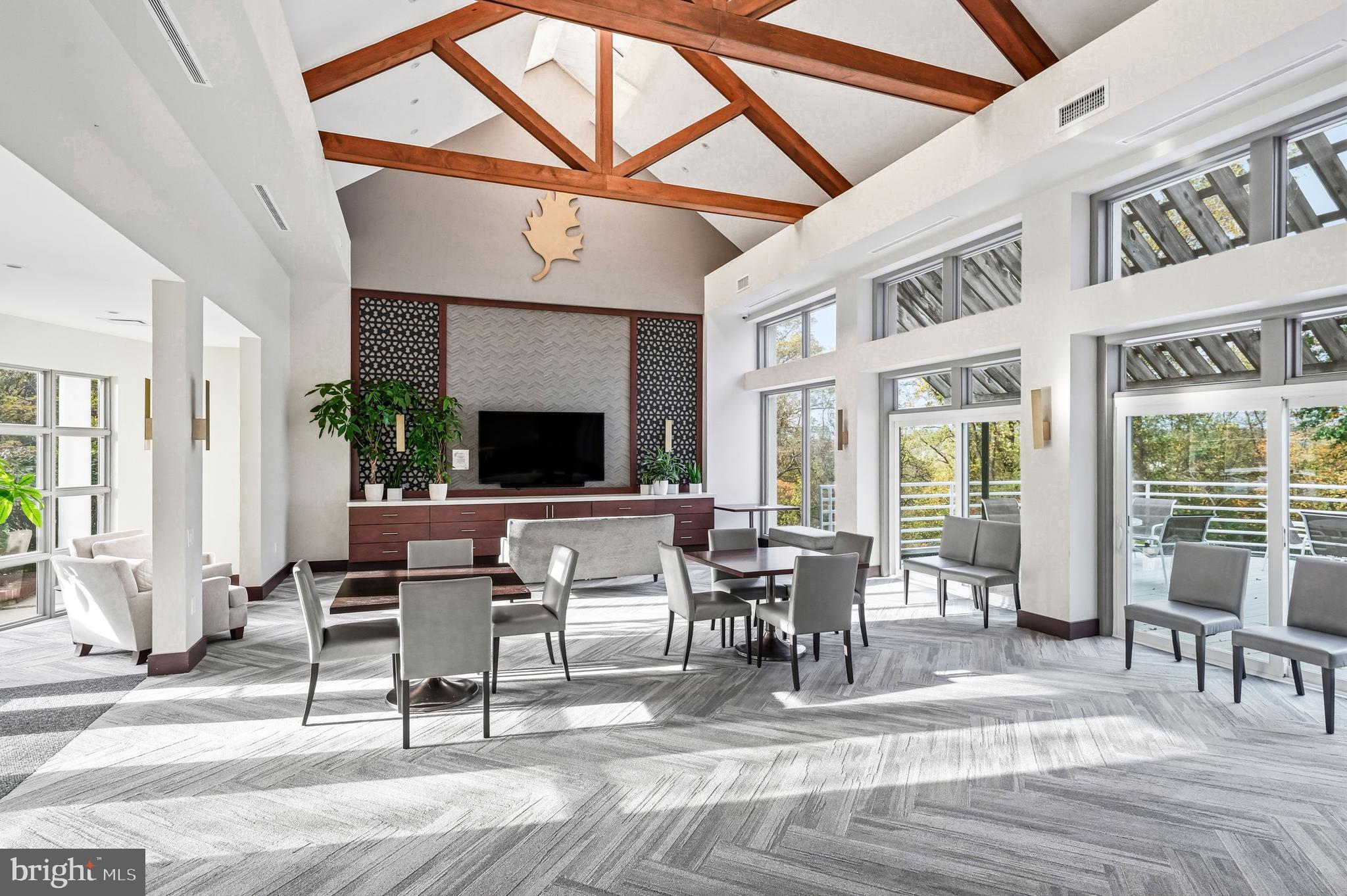 OAK HILL - Residential