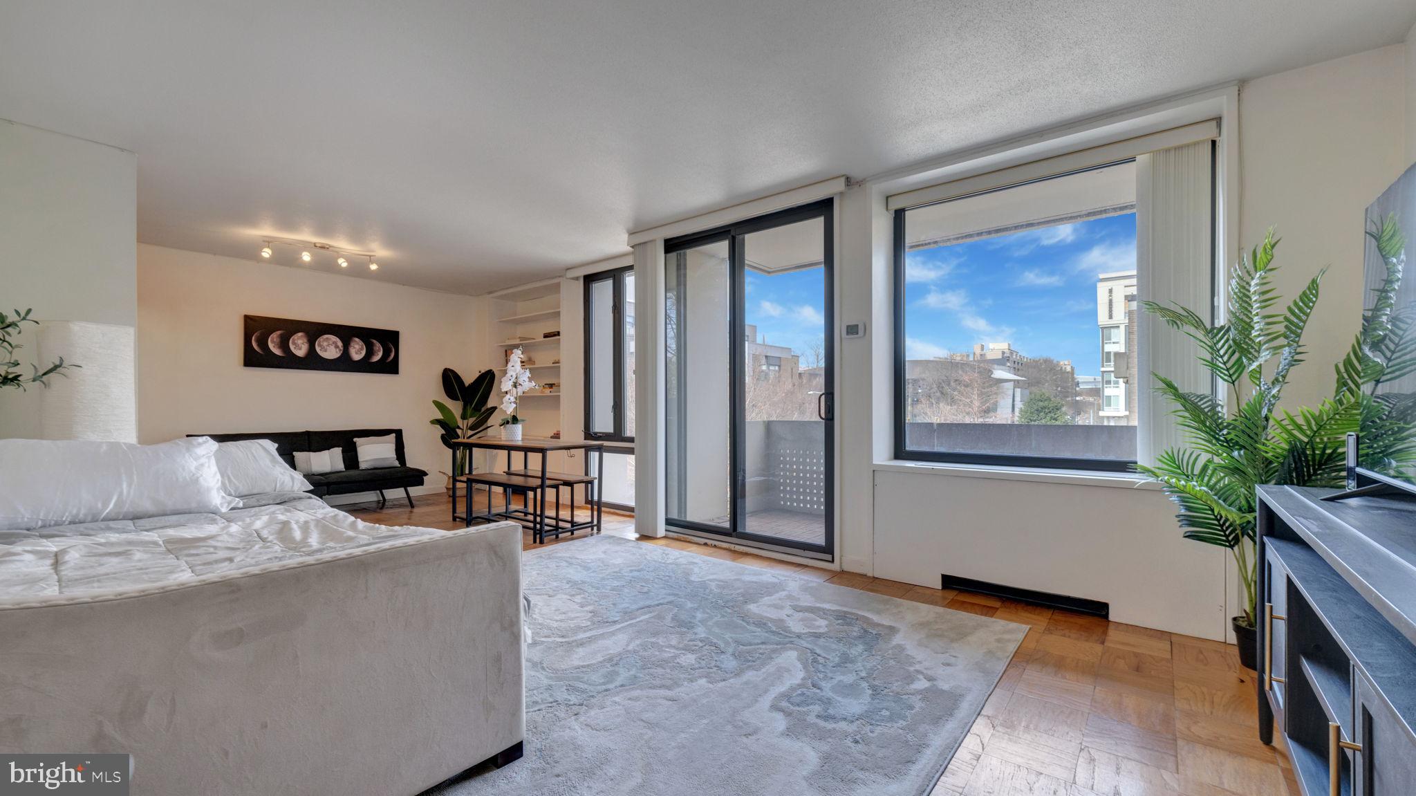 490 M STREET SW W110