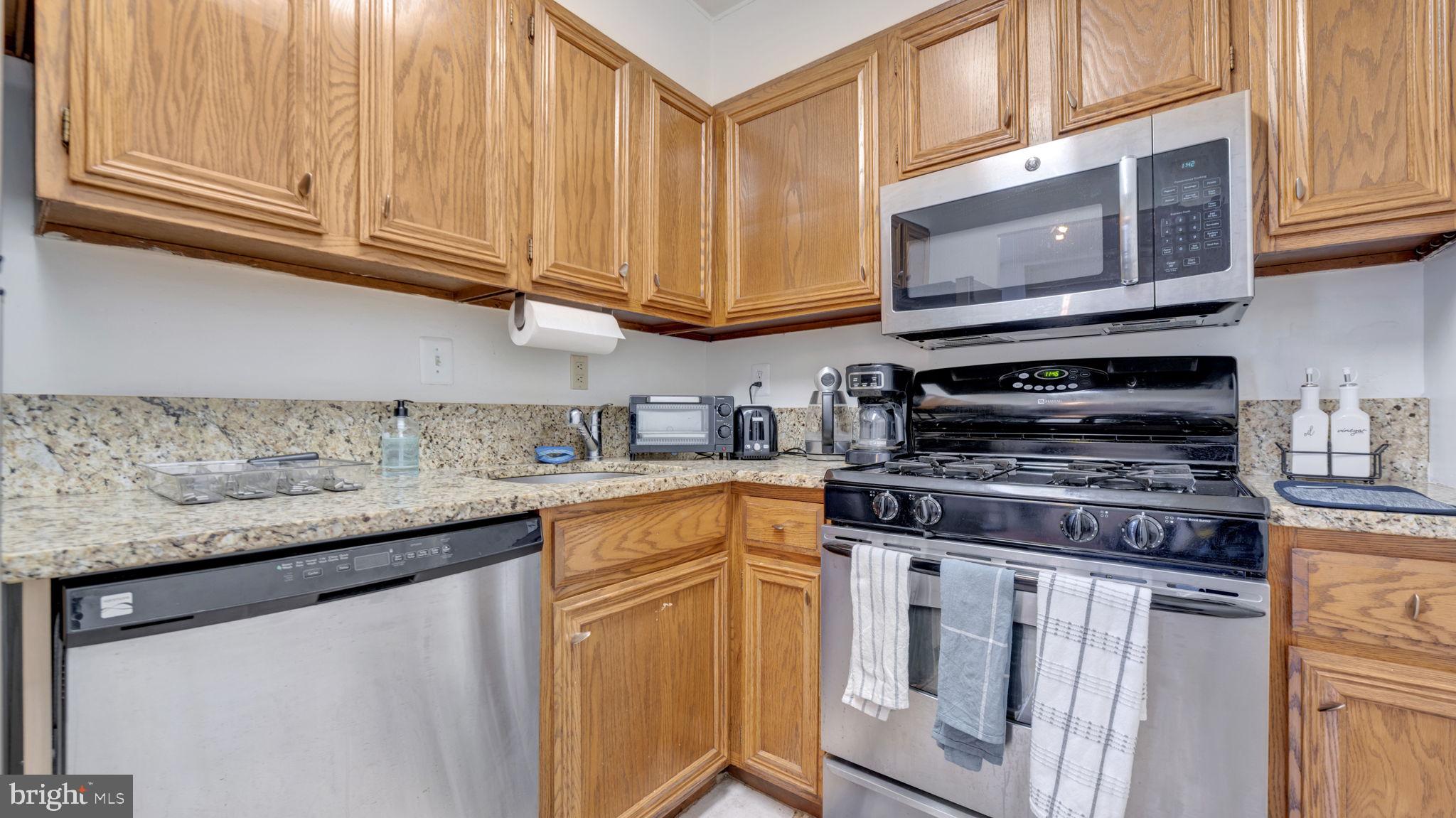 490 M STREET SW W110