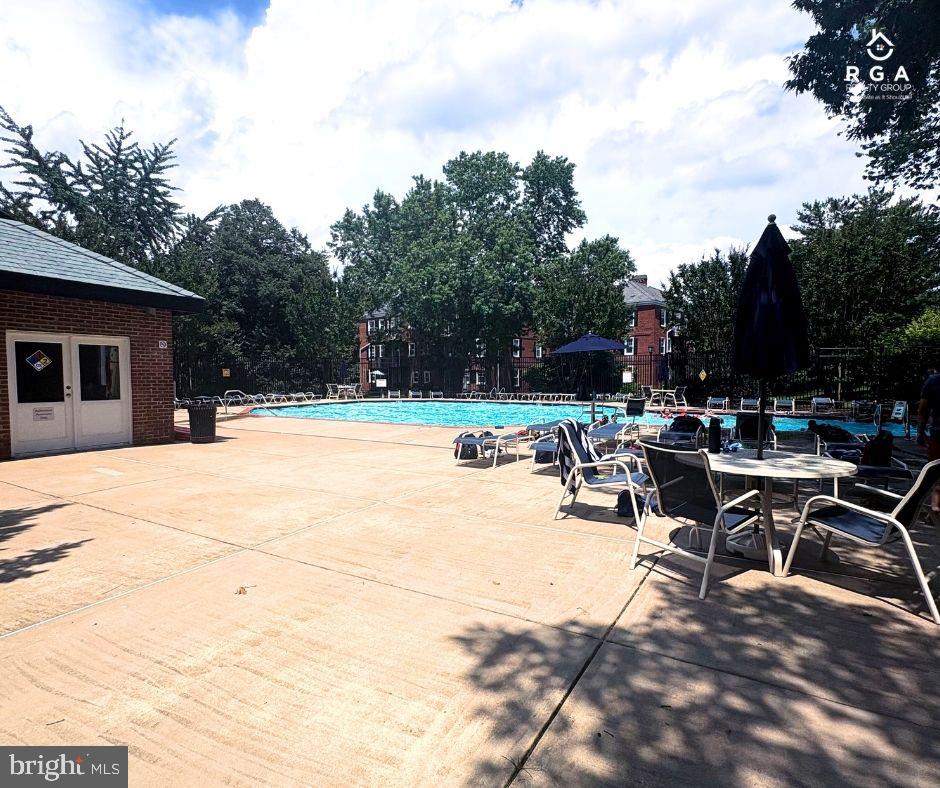 FAIRLINGTON VILLAGES - Residential