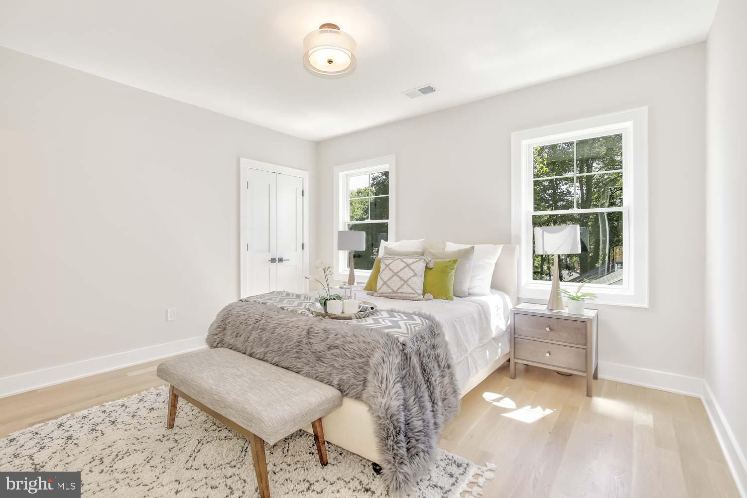 PARKWOOD - Residential