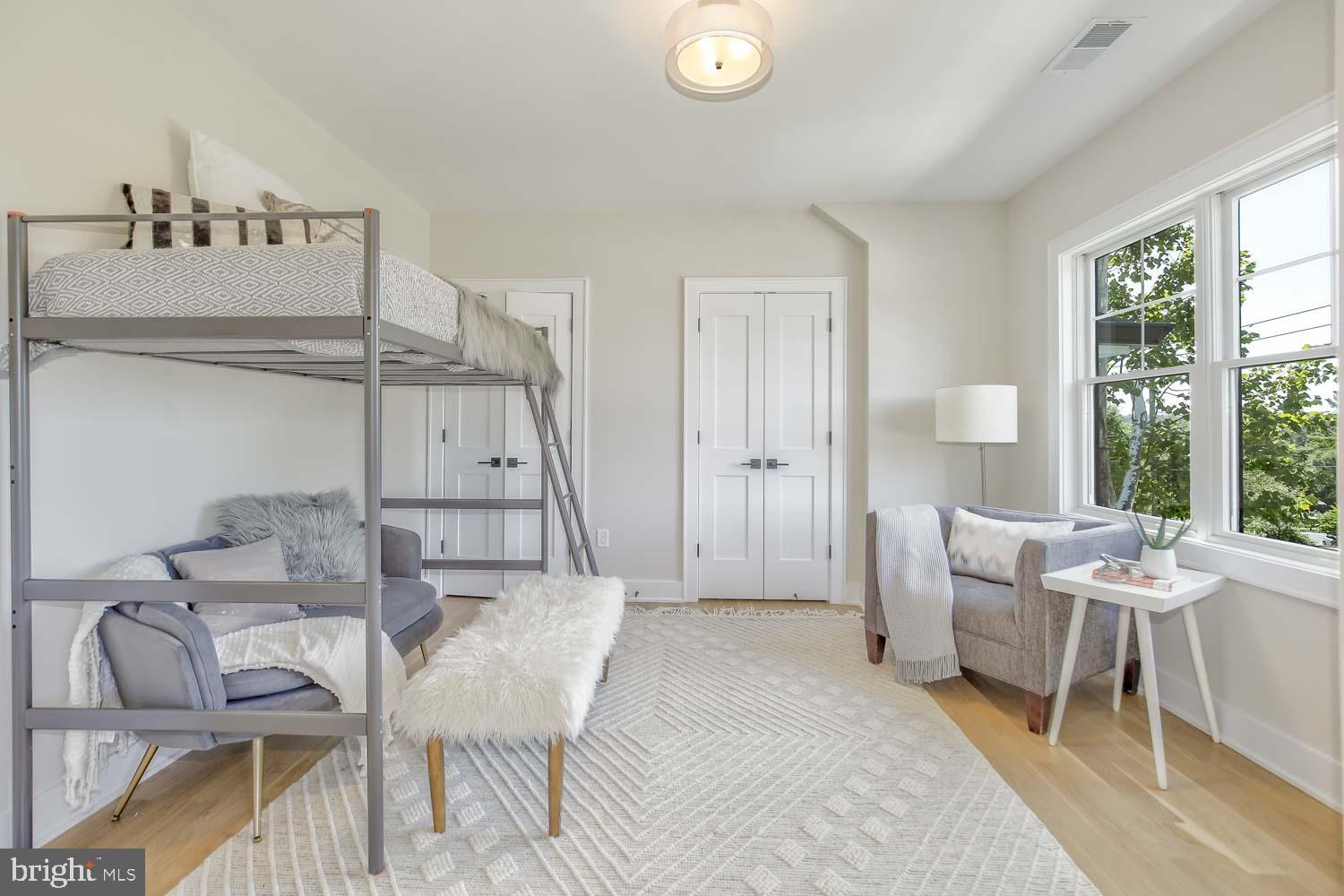 PARKWOOD - Residential