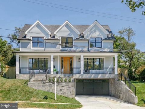 Photo of 4705 Saul Road, Kensington, MD 20895 (MLS # MDMC2146644) Photo of 4705 Saul Road, Kensington, MD 20895 (MLS # MDMC2146644)