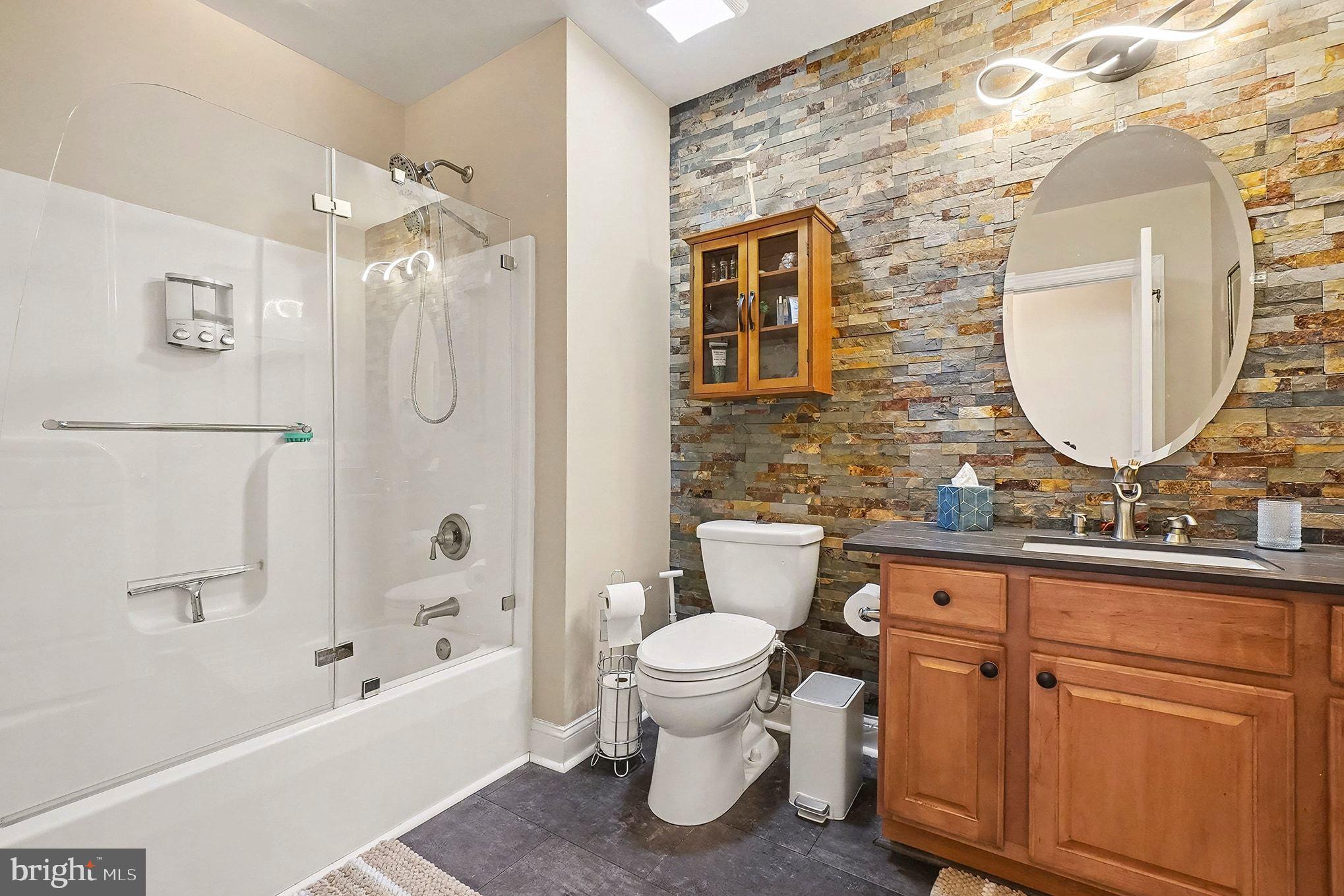 HERON HARBOR - Residential