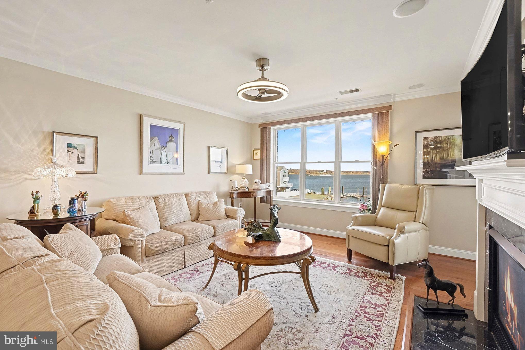 HERON HARBOR - Residential