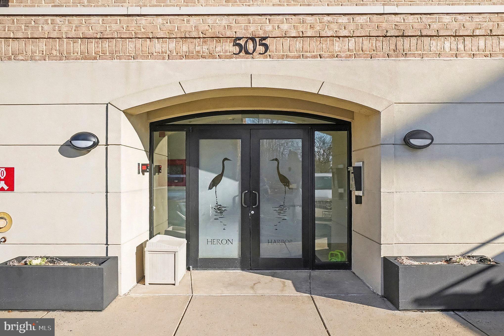 HERON HARBOR - Residential