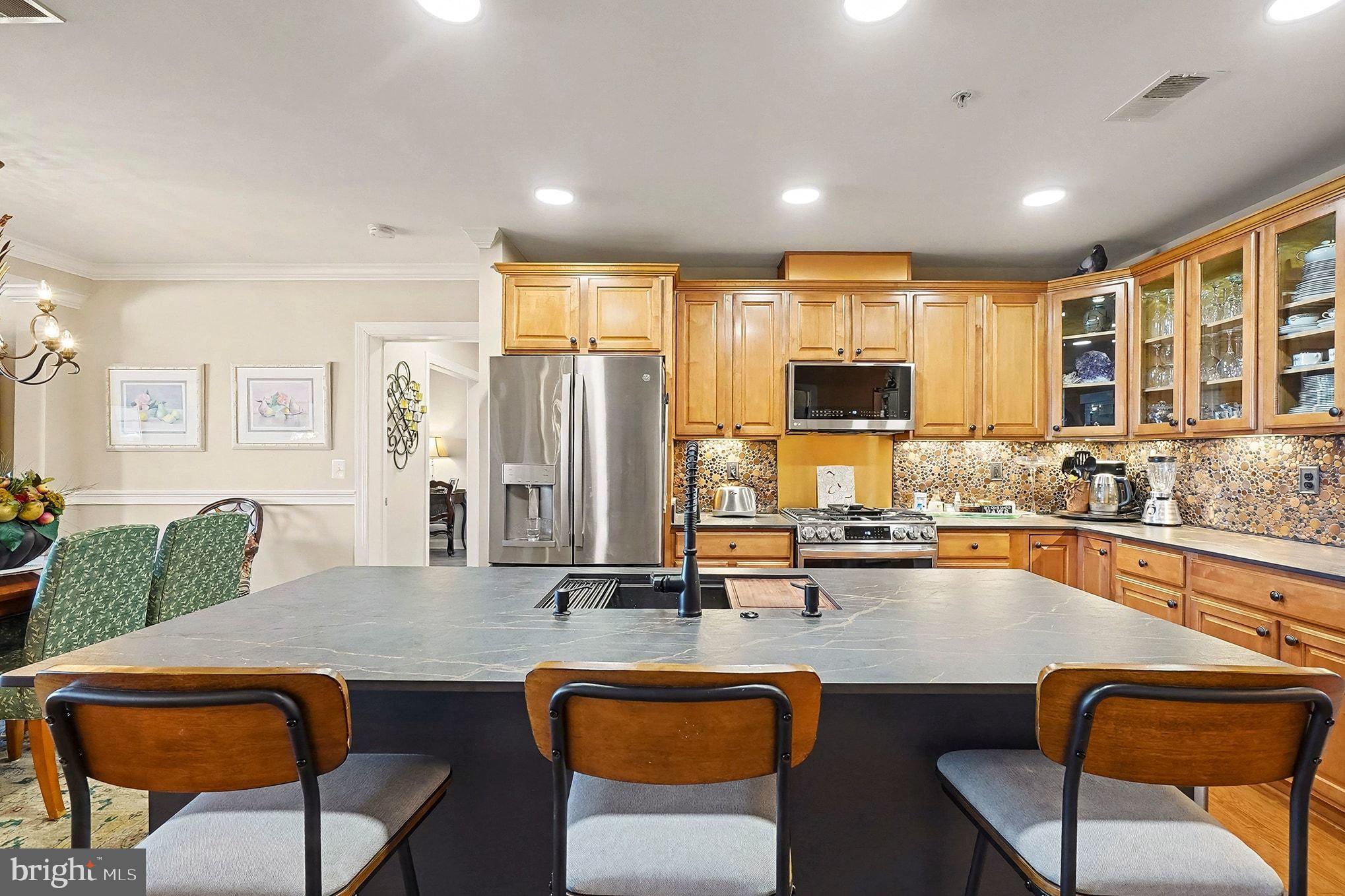 HERON HARBOR - Residential