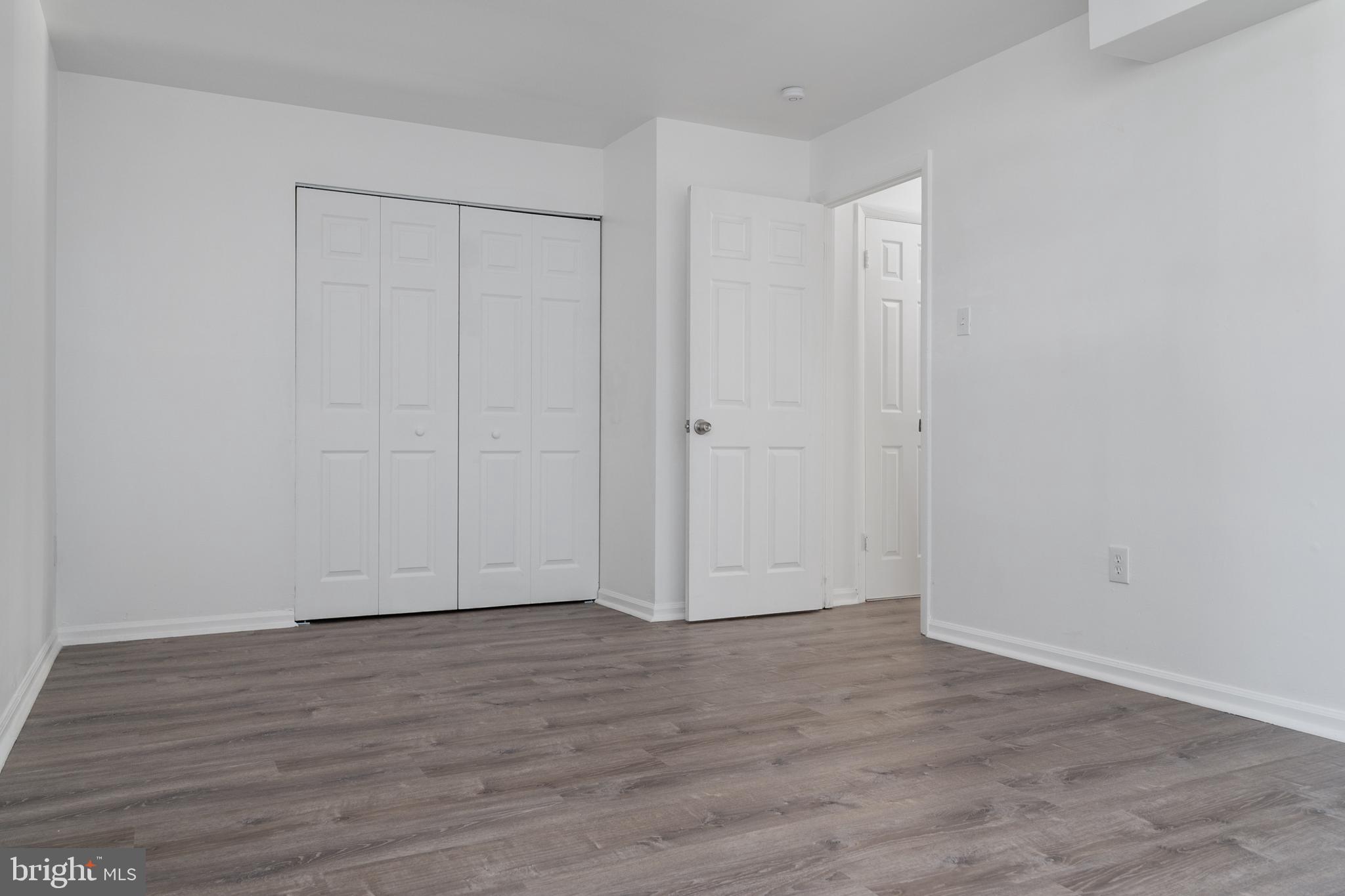 CHARING CROSS - Residential Lease